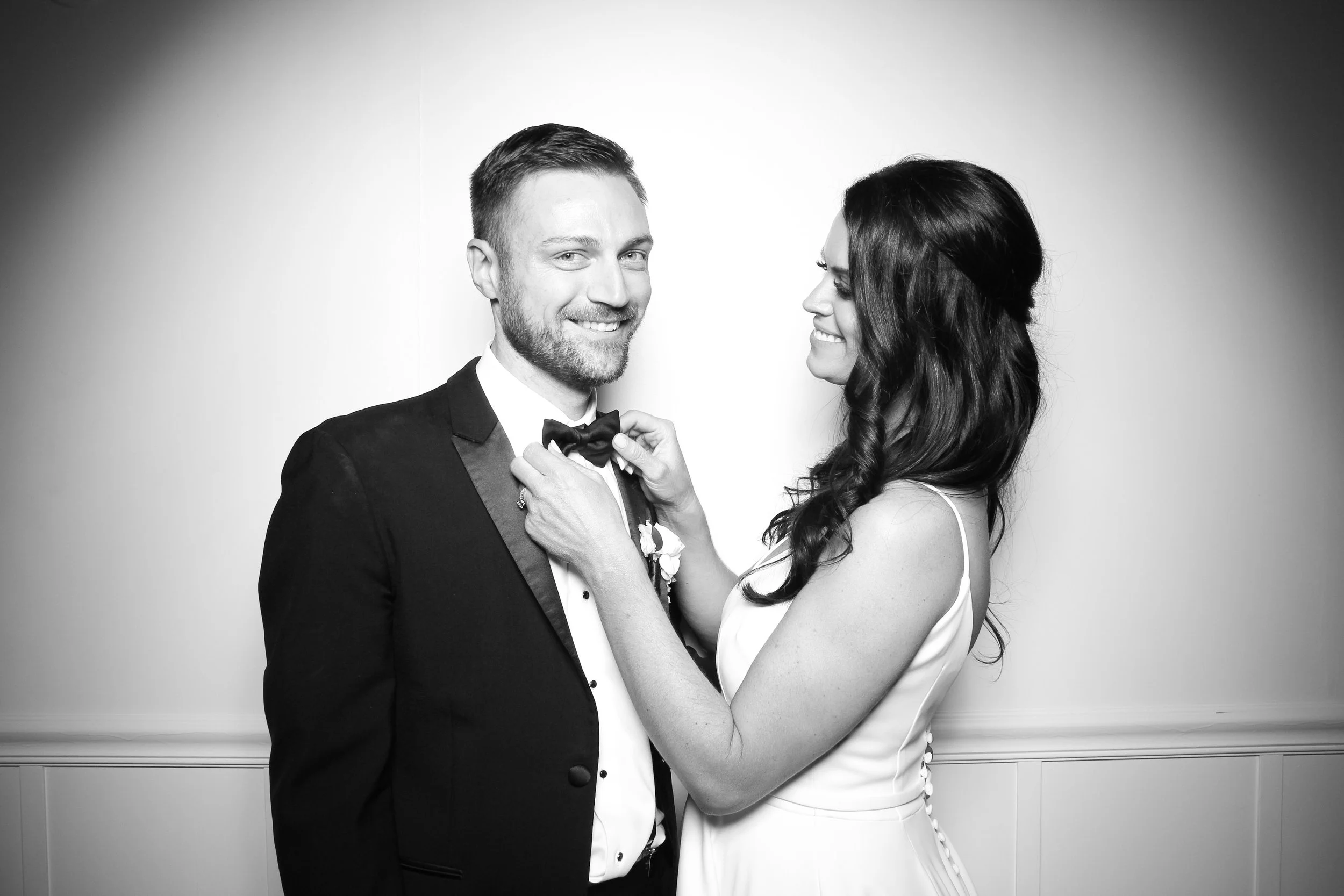 Kardashian_Booth_Chicago_Illuminating_Company_Black_and_White_019.jpg