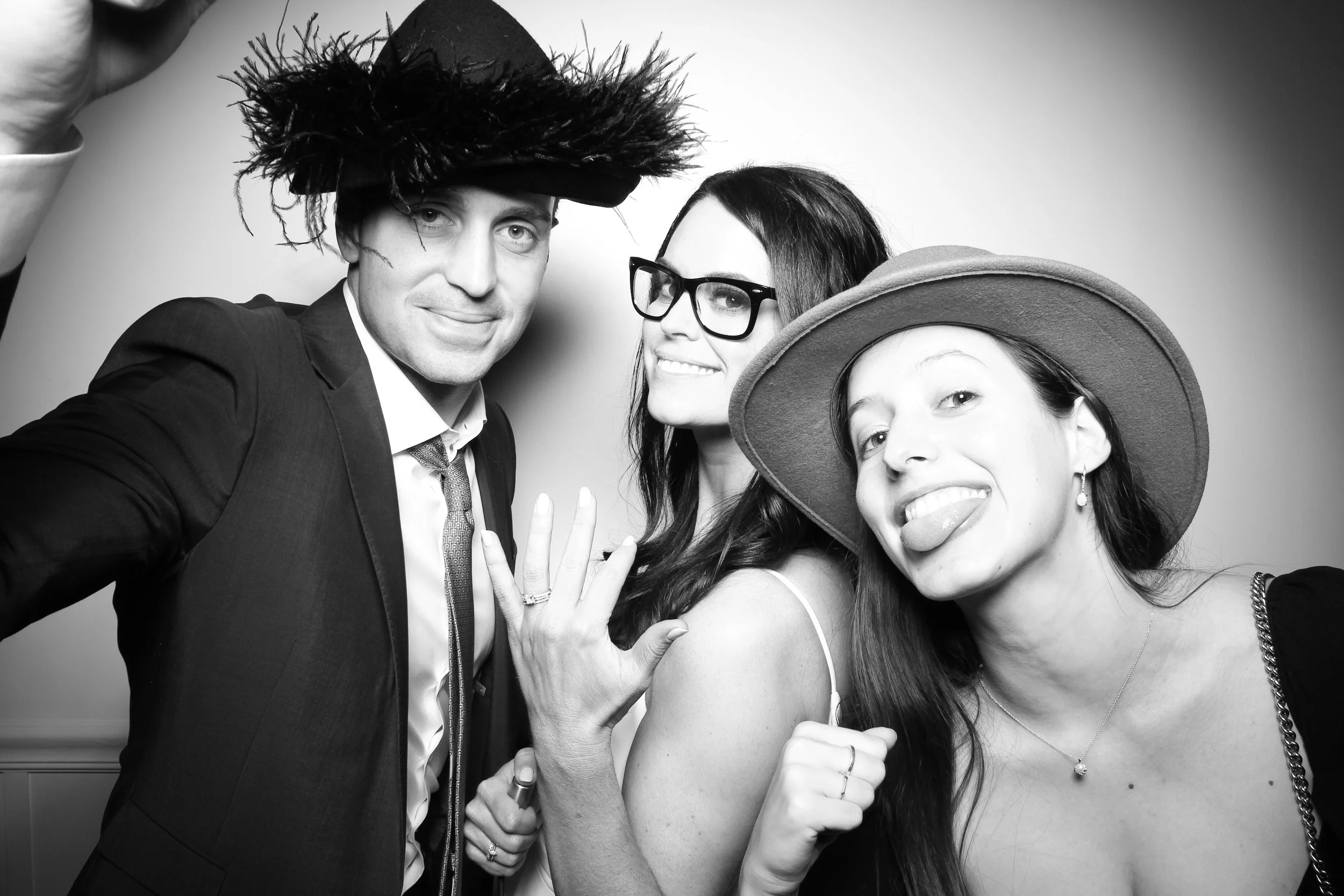Kardashian_Booth_Chicago_Illuminating_Company_Black_and_White_024.jpg