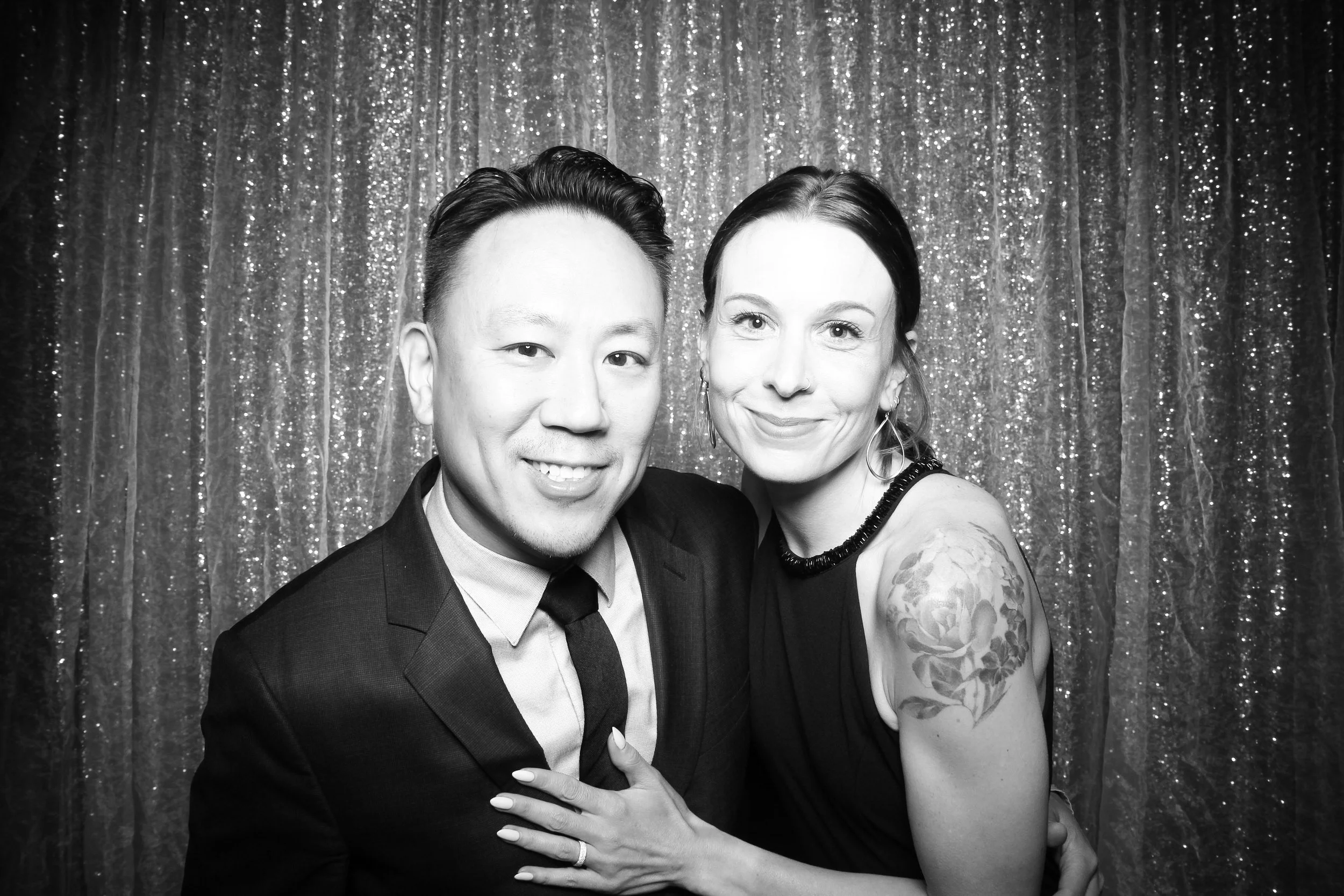 Fotio_Photo_Booth_Willowbrook_Family_Large_Wedding_Fun_Chicago_Suburb_Friends_Sequins_Backdrop_Bride_Groom_01.jpg