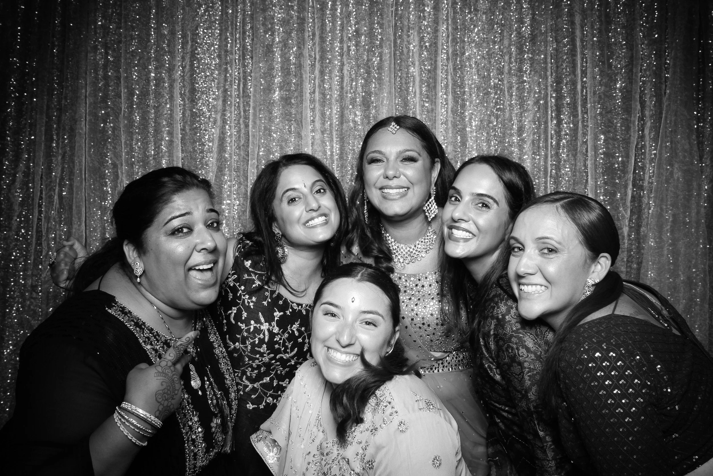 Fotio_Photo_Booth_Willowbrook_Family_Large_Wedding_Fun_Chicago_Suburb_Friends_Sequins_Backdrop_Bride_Groom_22.jpg
