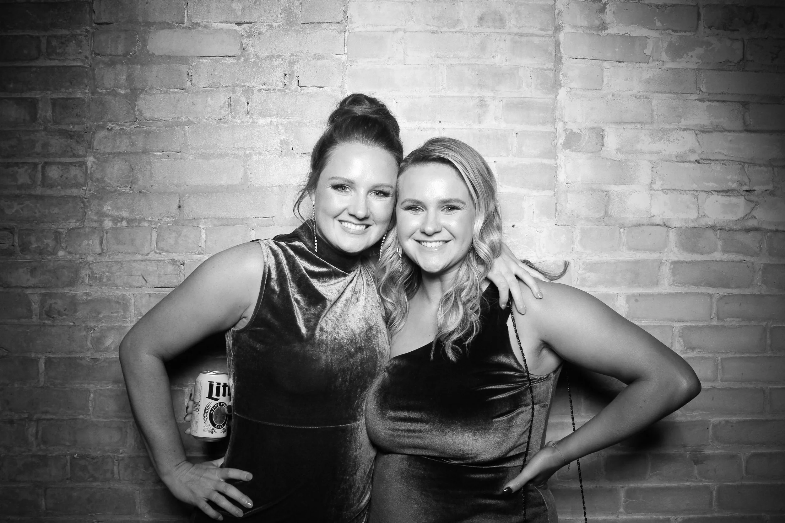 Journeyman_Distillery_Wedding_Photo_Booth_Old_Time_017.jpg