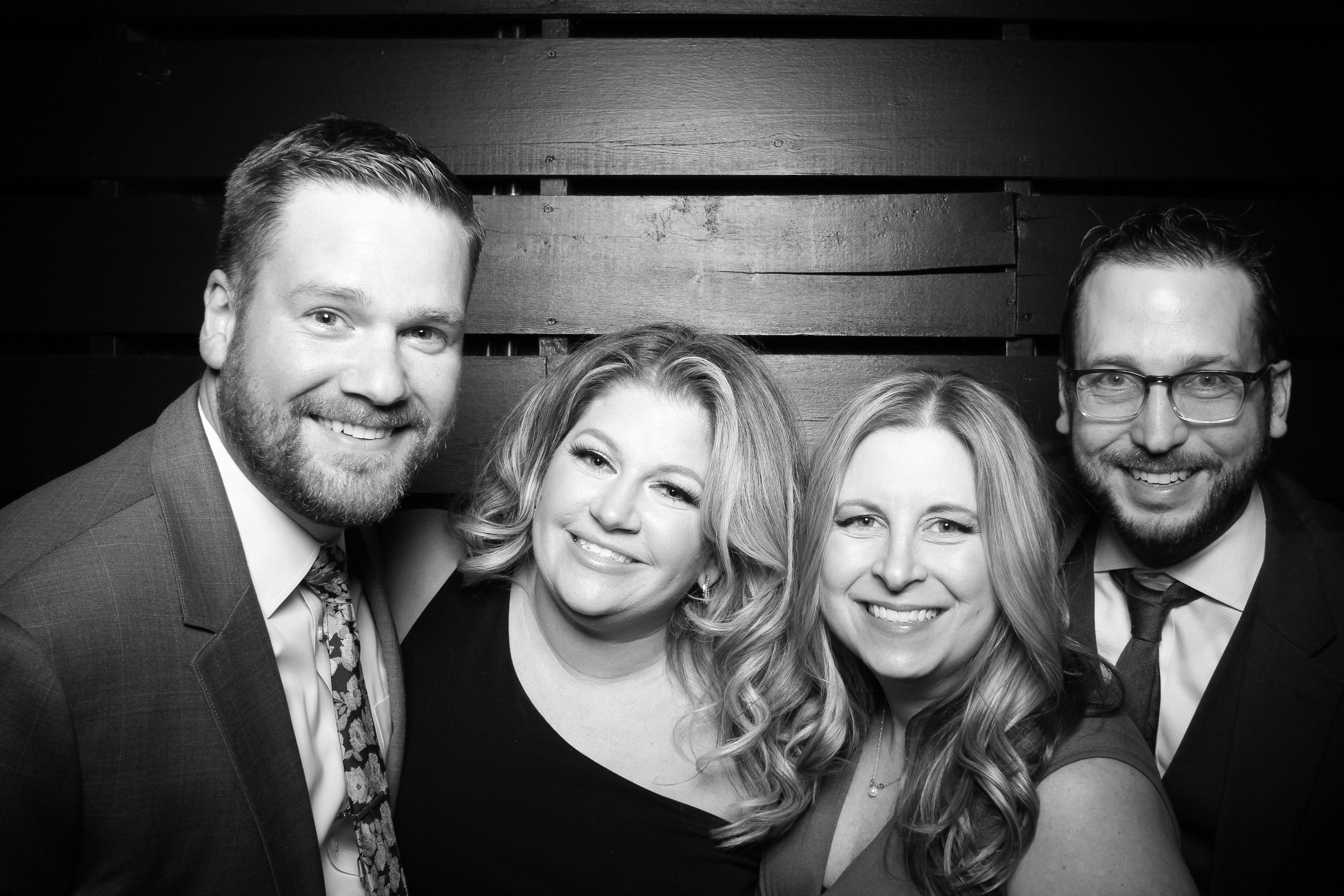Fotio_Photo_Booth_Chicago_Winery_Clark_Street_Party_Family_Fun_Terrace_Superfans_River_North_07.jpg
