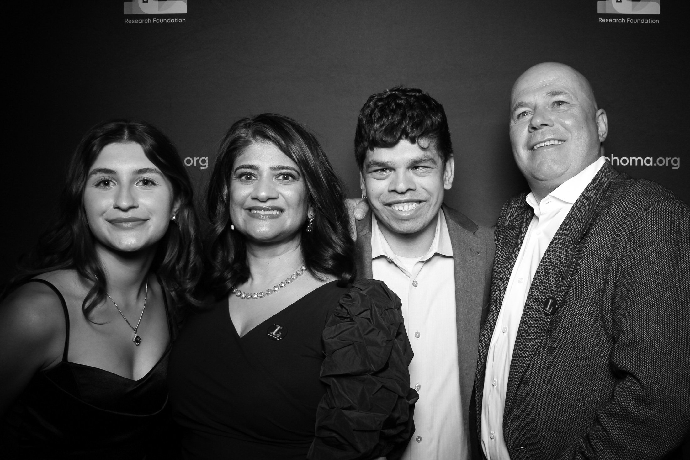 fotio-photobooth-portrait-casino-club-event-bw-3.jpg
