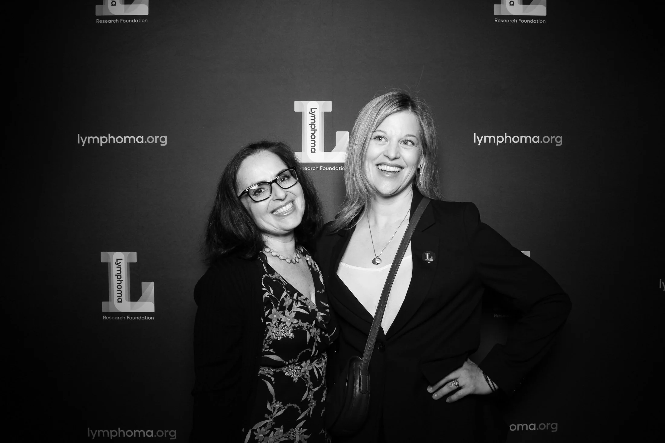 fotio-photobooth-portrait-casino-club-event-bw-17.jpg