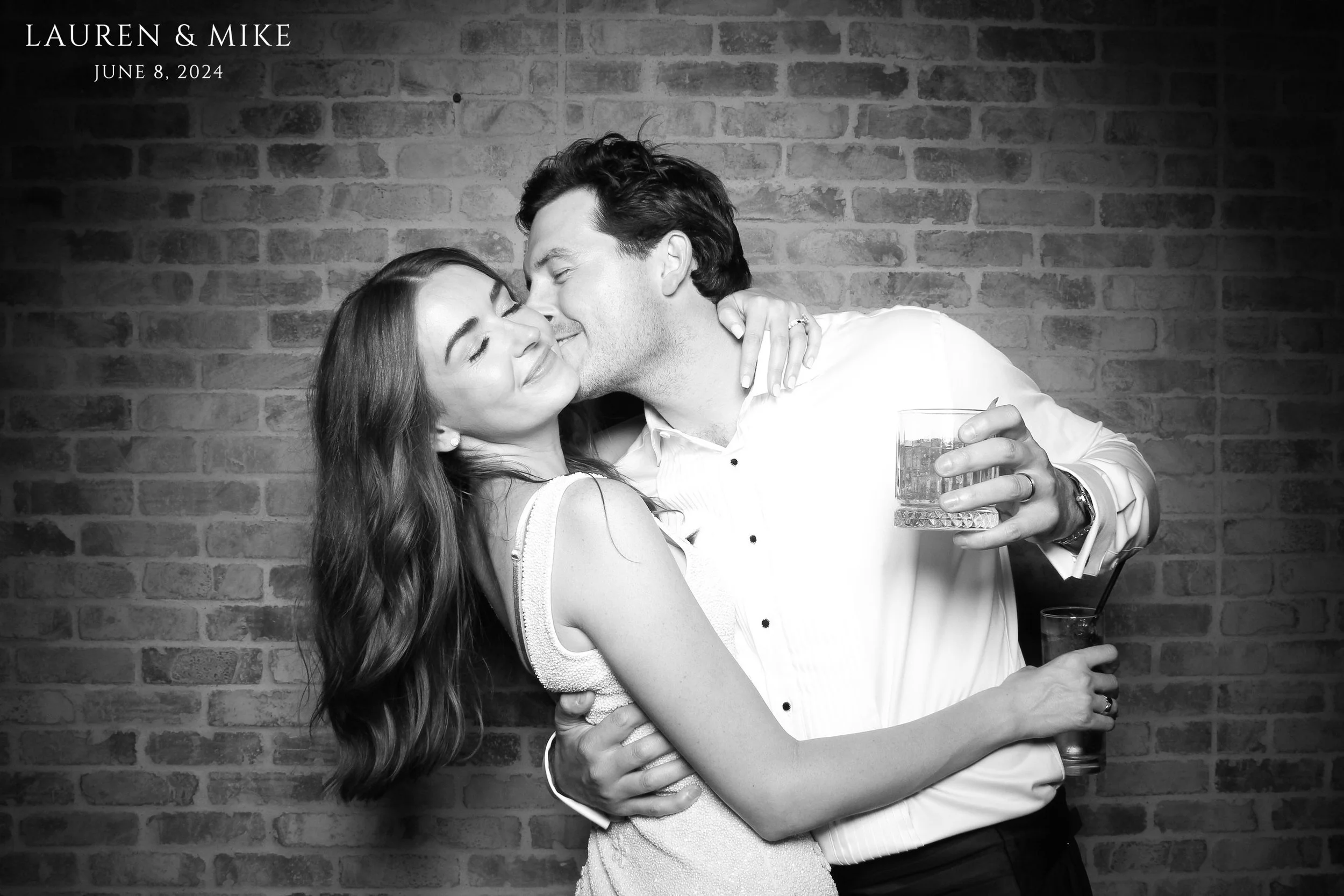 The_Exchange_Historic_Wedding_Venue_Photo_Booth_Chicago_016.jpg