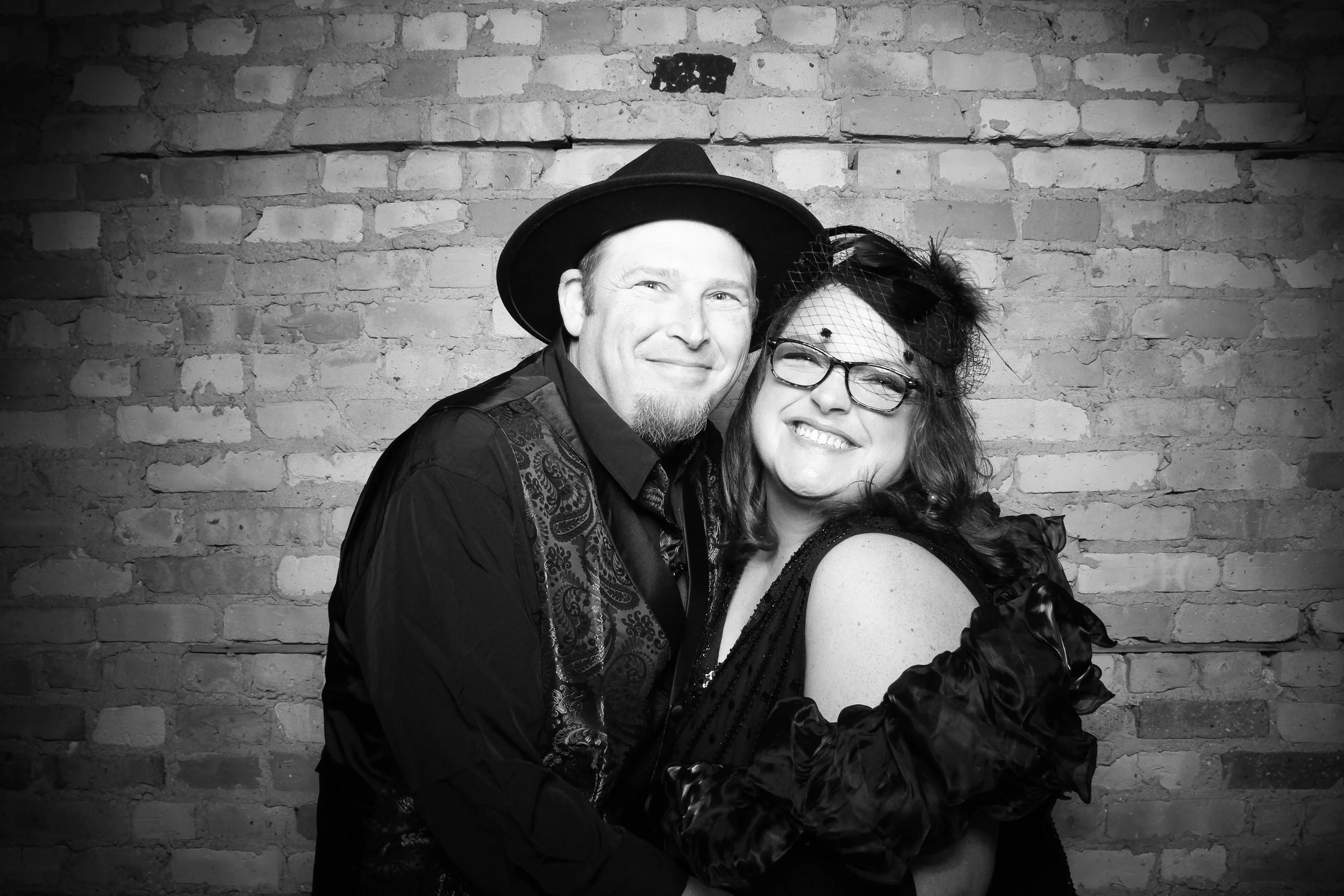 Fotio_Photobooth_Chicago_Fundraiser_Gala_Pets_Senior_Paws_Animals_Fun_Good_Cause_Elgin_Highland_Loft_Suburbs_09.jpg