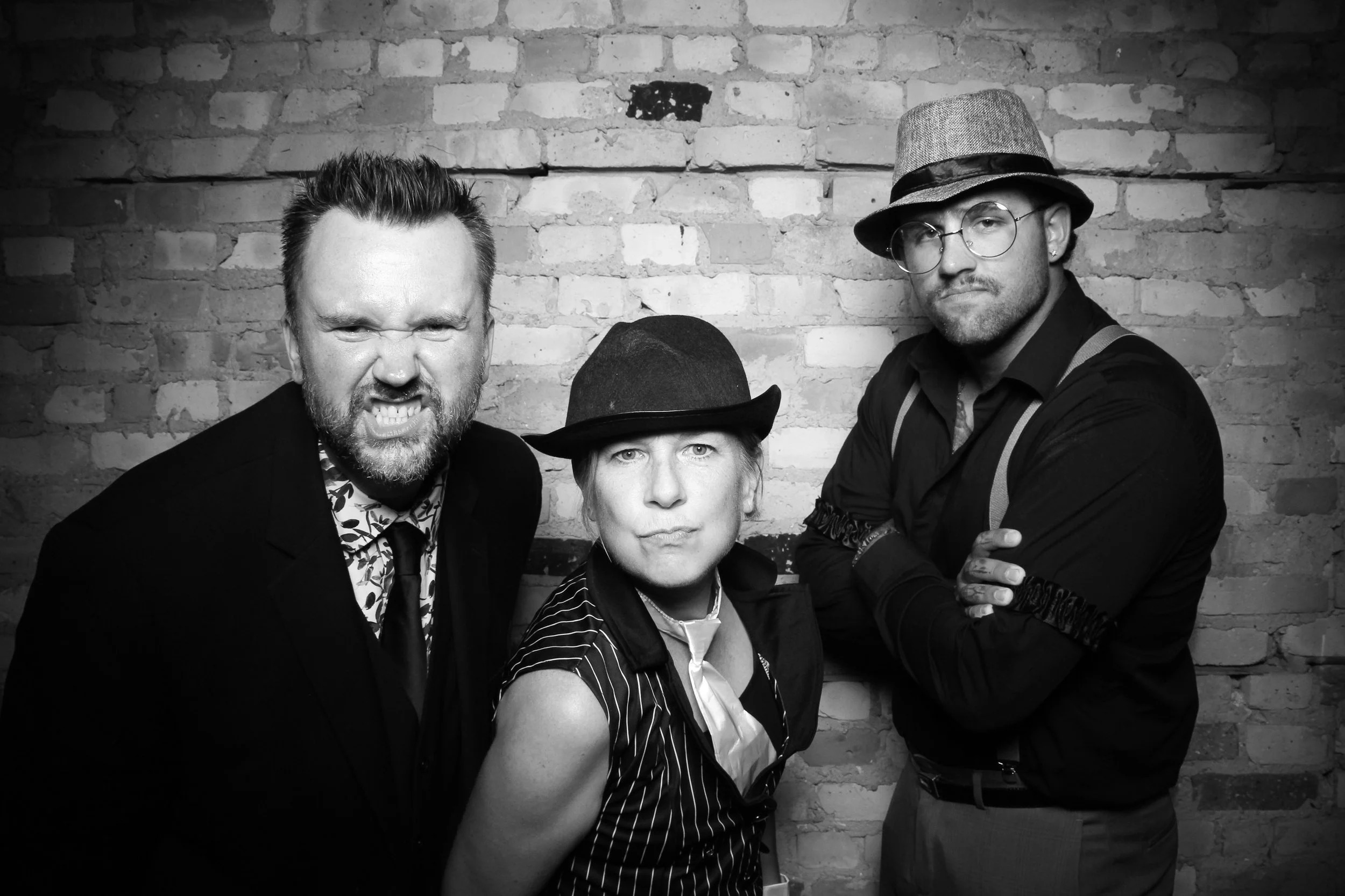 Fotio_Photobooth_Chicago_Fundraiser_Gala_Pets_Senior_Paws_Animals_Fun_Good_Cause_Elgin_Highland_Loft_Suburbs_22.jpg