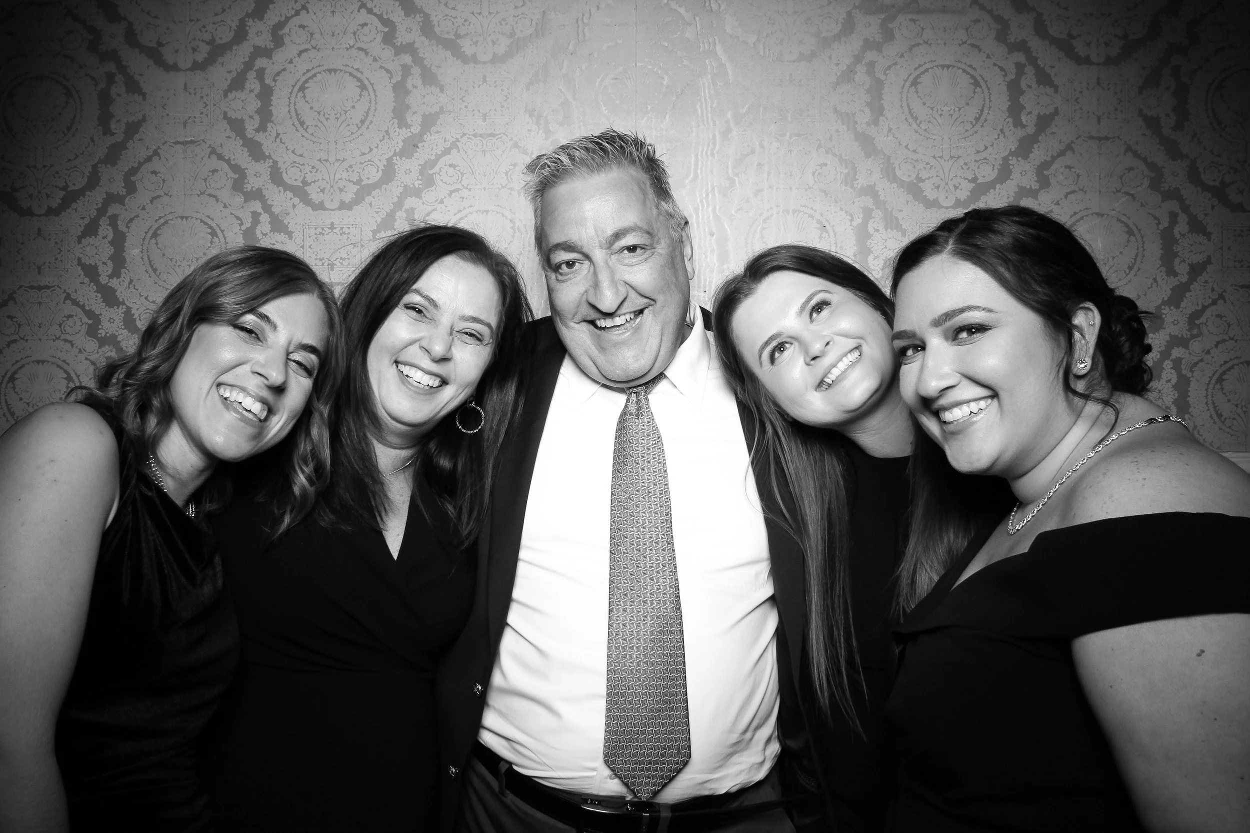 fotio-photobooth-wedding-photography-lacuna-illinois-chicago-12.jpg