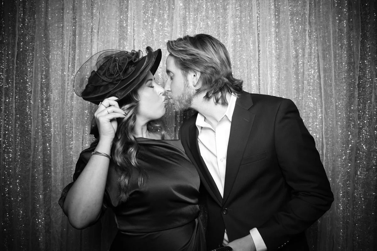 fotio-chicago-photobooth-vintage-bw--13.jpg