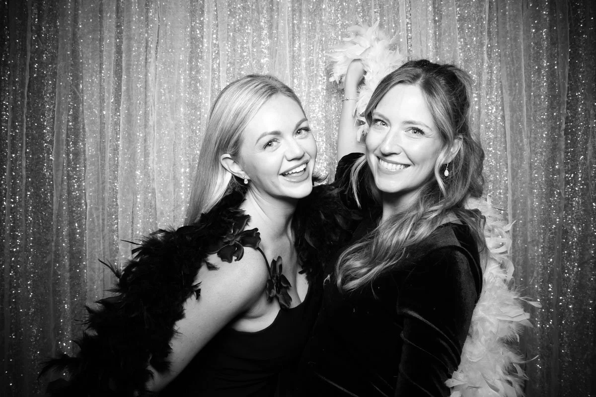 fotio-chicago-photobooth-vintage-bw--17.jpg