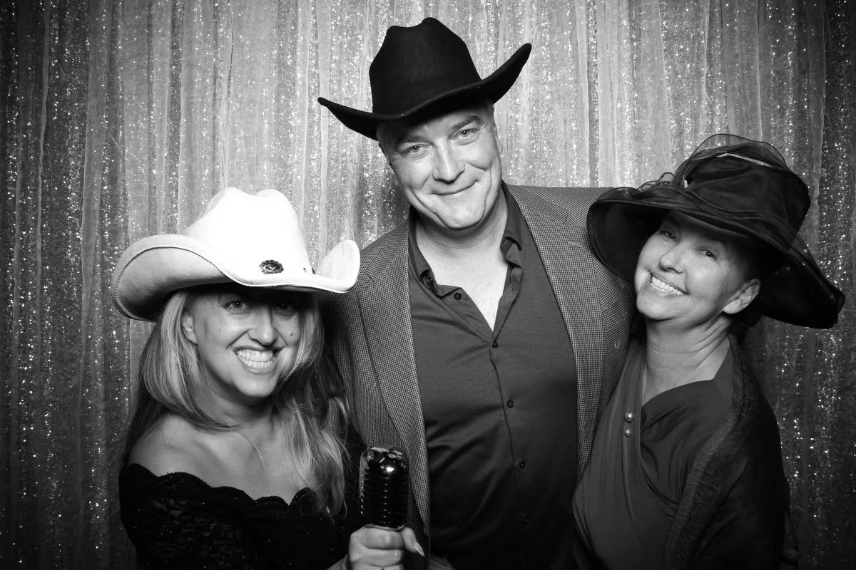 fotio-chicago-photobooth-vintage-bw--19.jpg