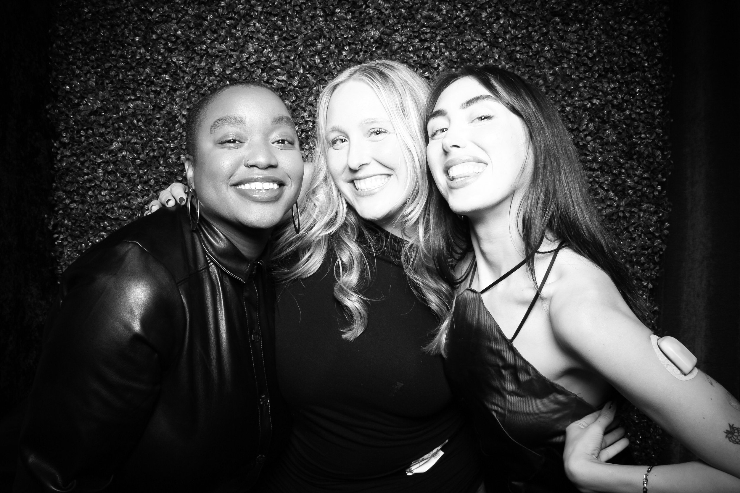 Ivy_Room_Chicago_Corporate_Holiday_Party_Photo_Booth_002.jpg