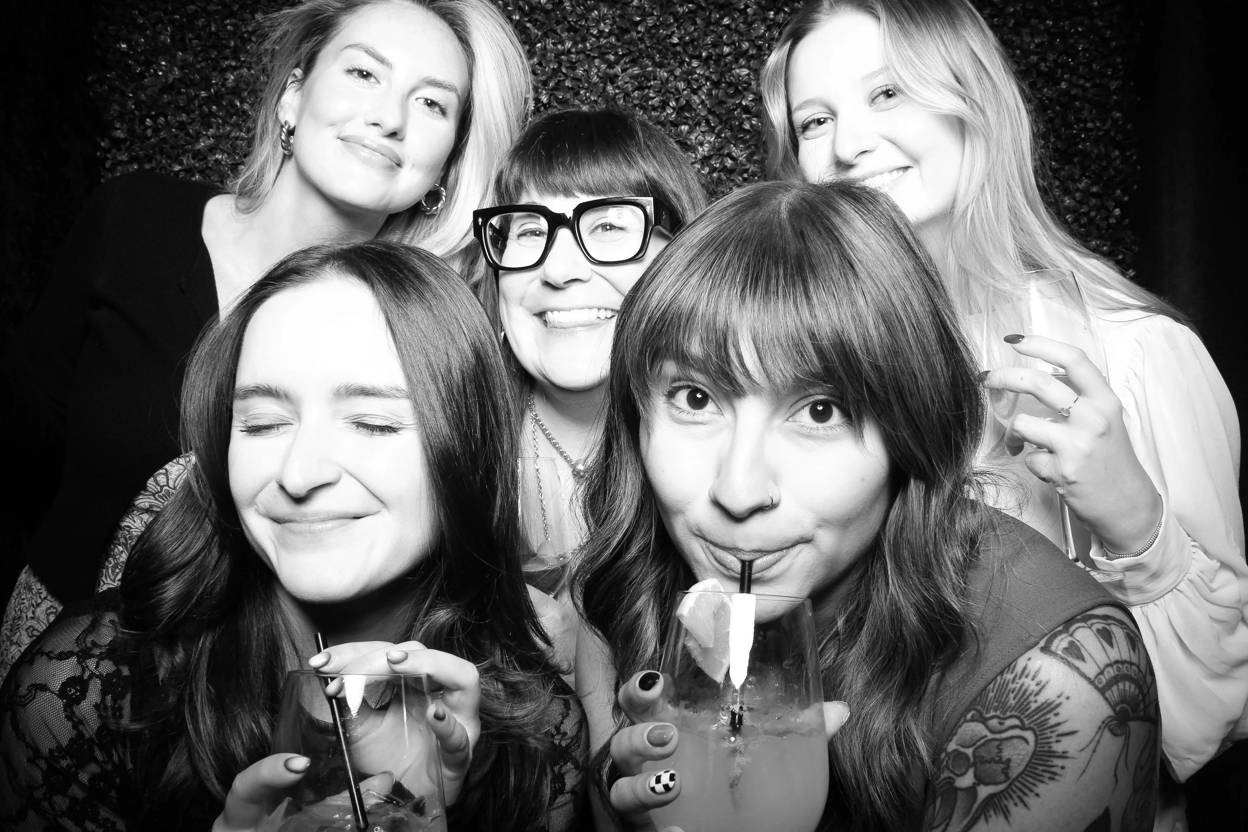 Ivy_Room_Chicago_Corporate_Holiday_Party_Photo_Booth_008.jpg