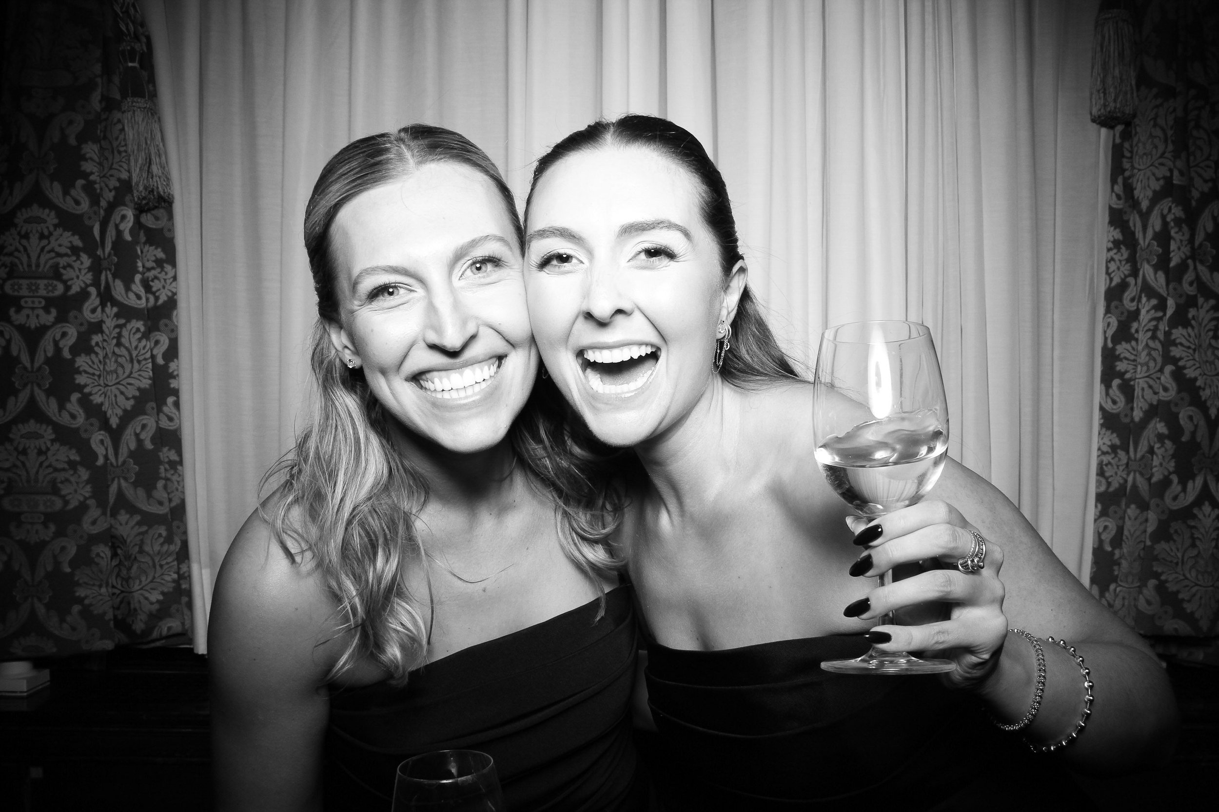 fotio-chicago-photobooth-vintage-bw--12.jpg
