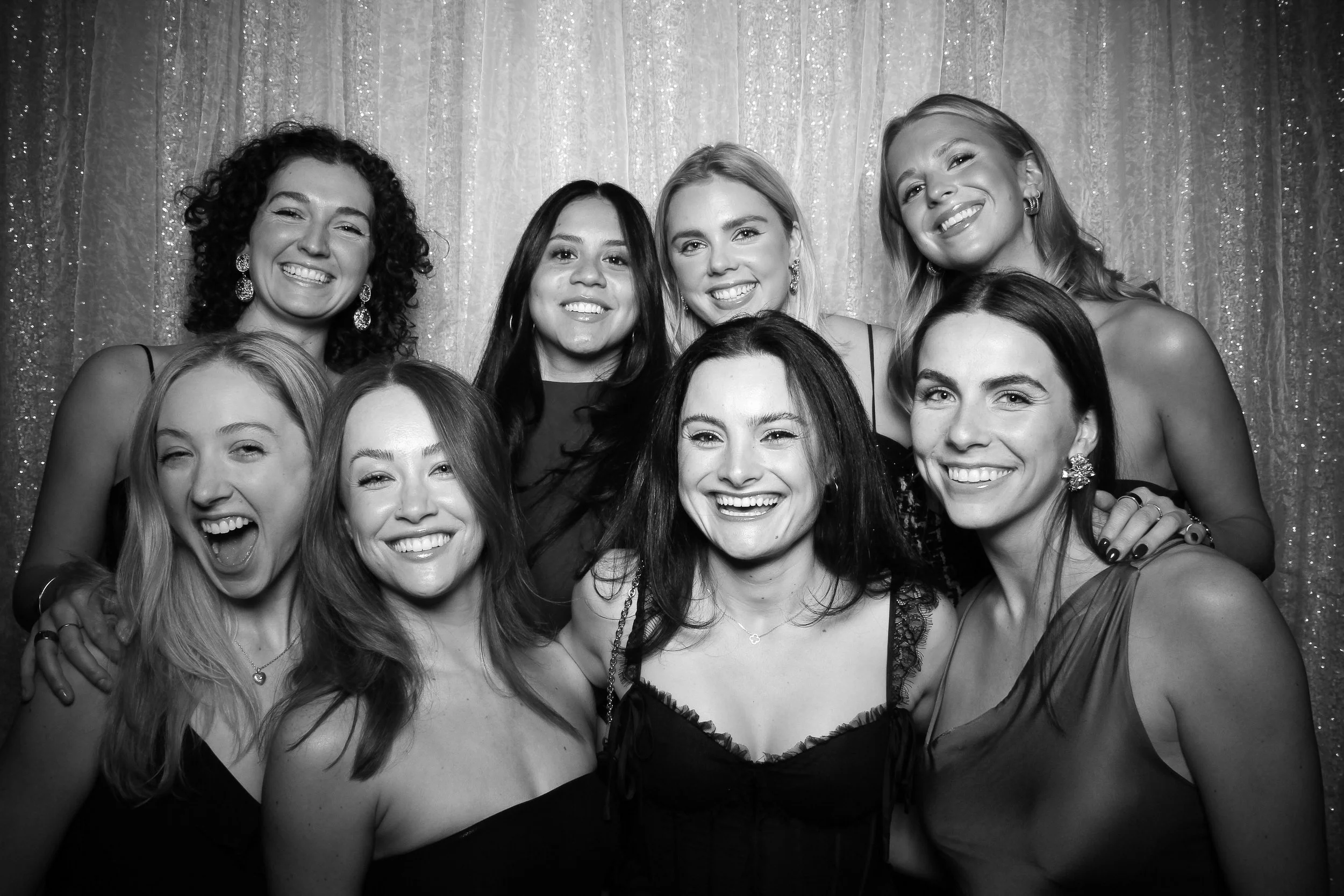 fotio-chicago-photobooth-vintage-bw--2.jpg