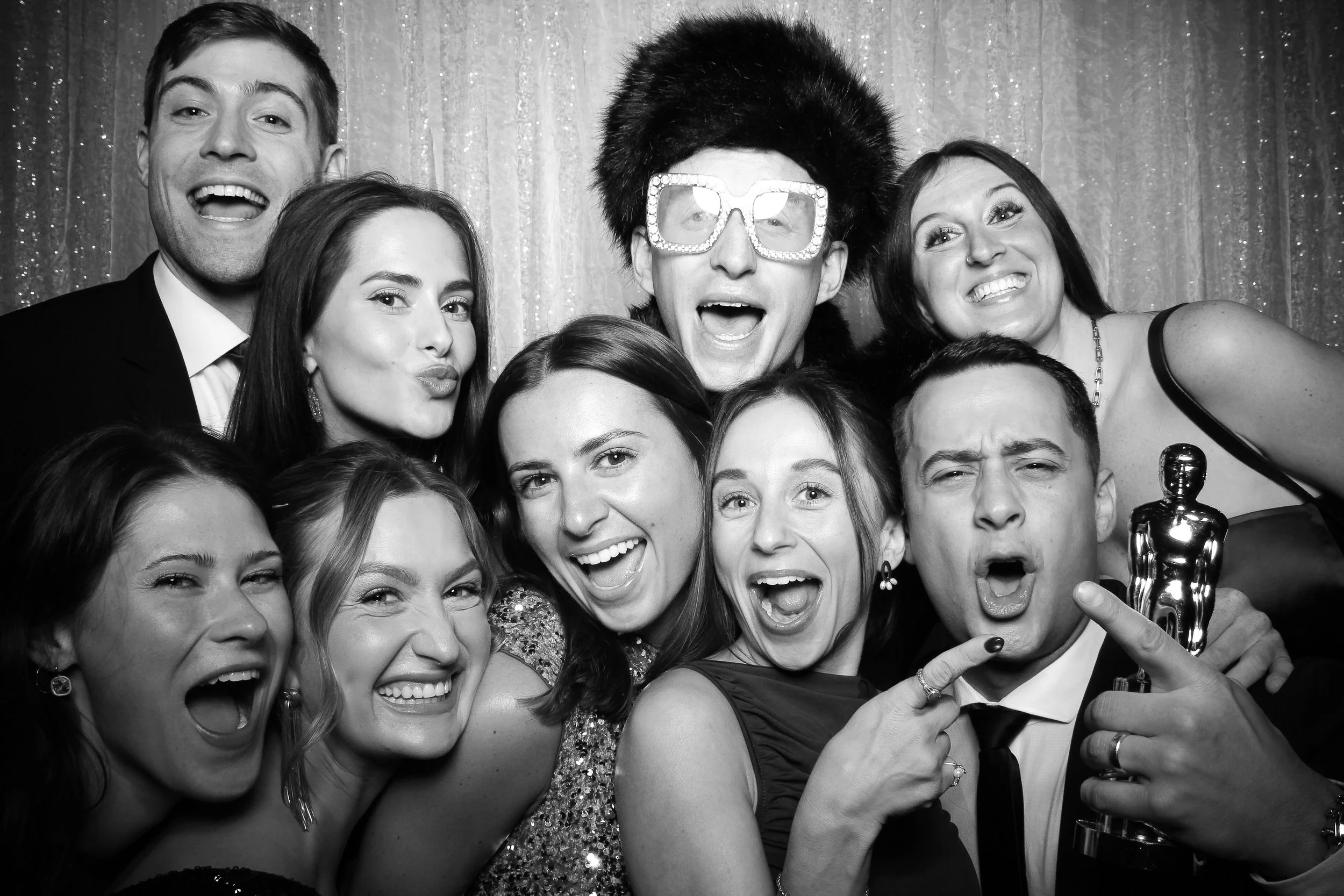 fotio-chicago-photobooth-vintage-bw--12.jpg