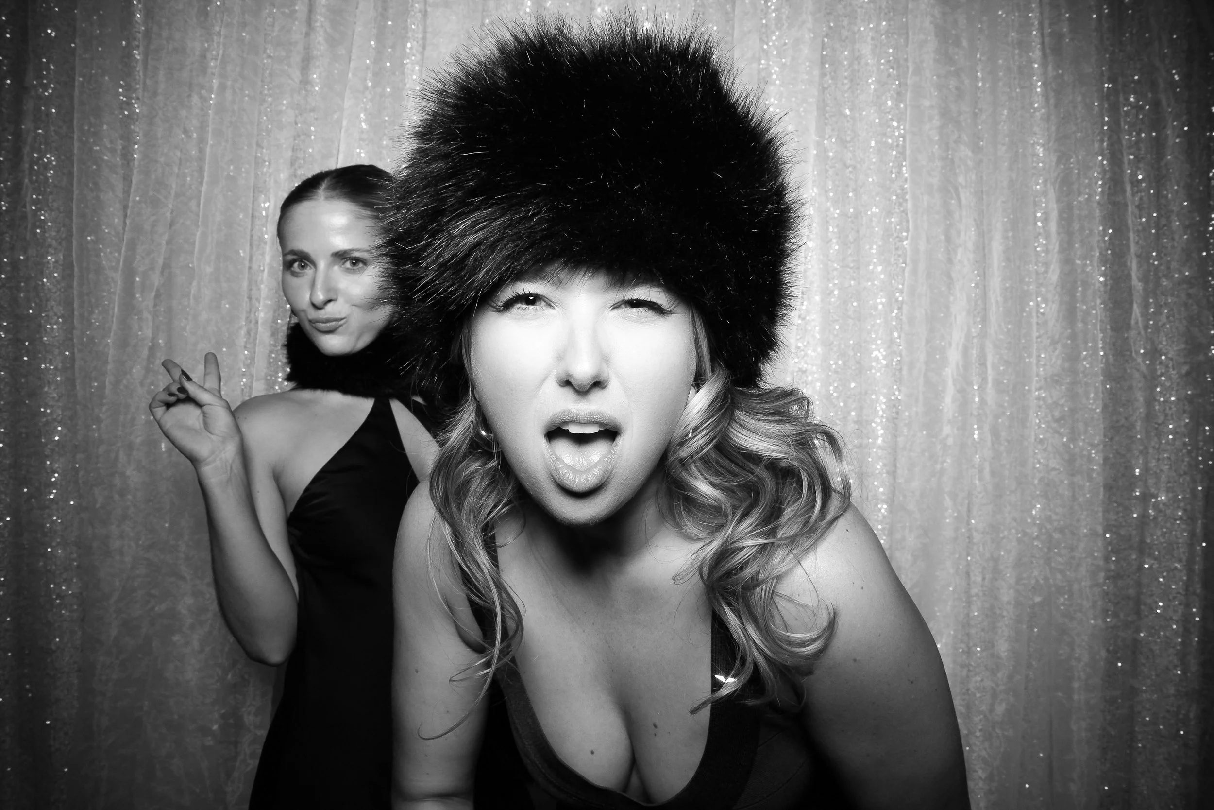 fotio-chicago-photobooth-vintage-bw--18.jpg