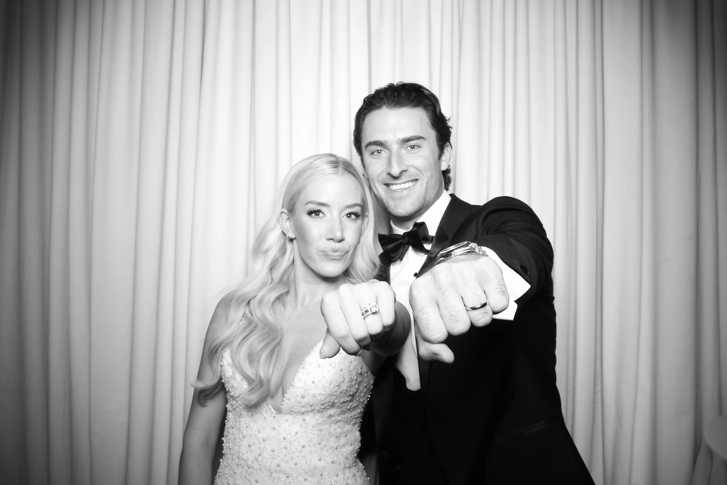 The_Rookery_Glam_Booth_Chicago_Historic_Wedding_Venue_002.jpg