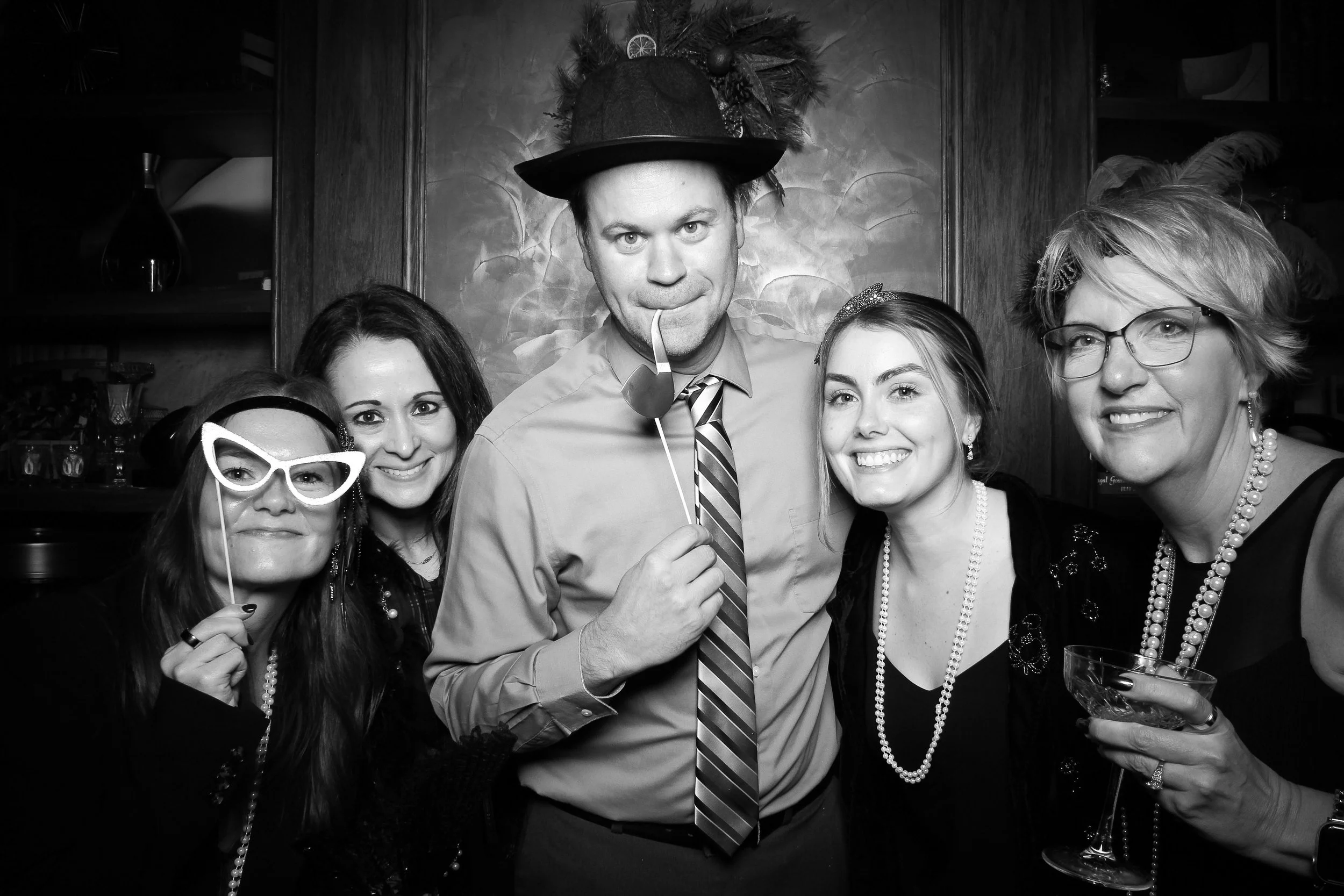 fotio-chicago-photobooth-vintage-bw-taste222-2.jpg
