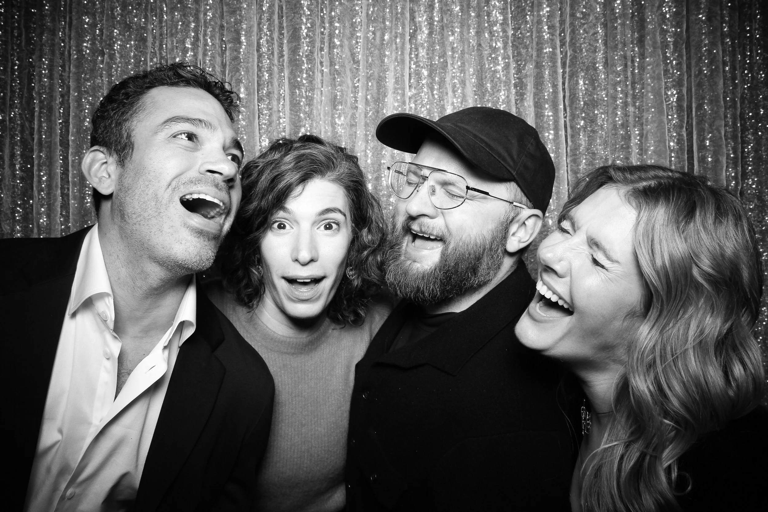 fotio-chicago-photobooth-vintage-bw-astorclub-9.jpg