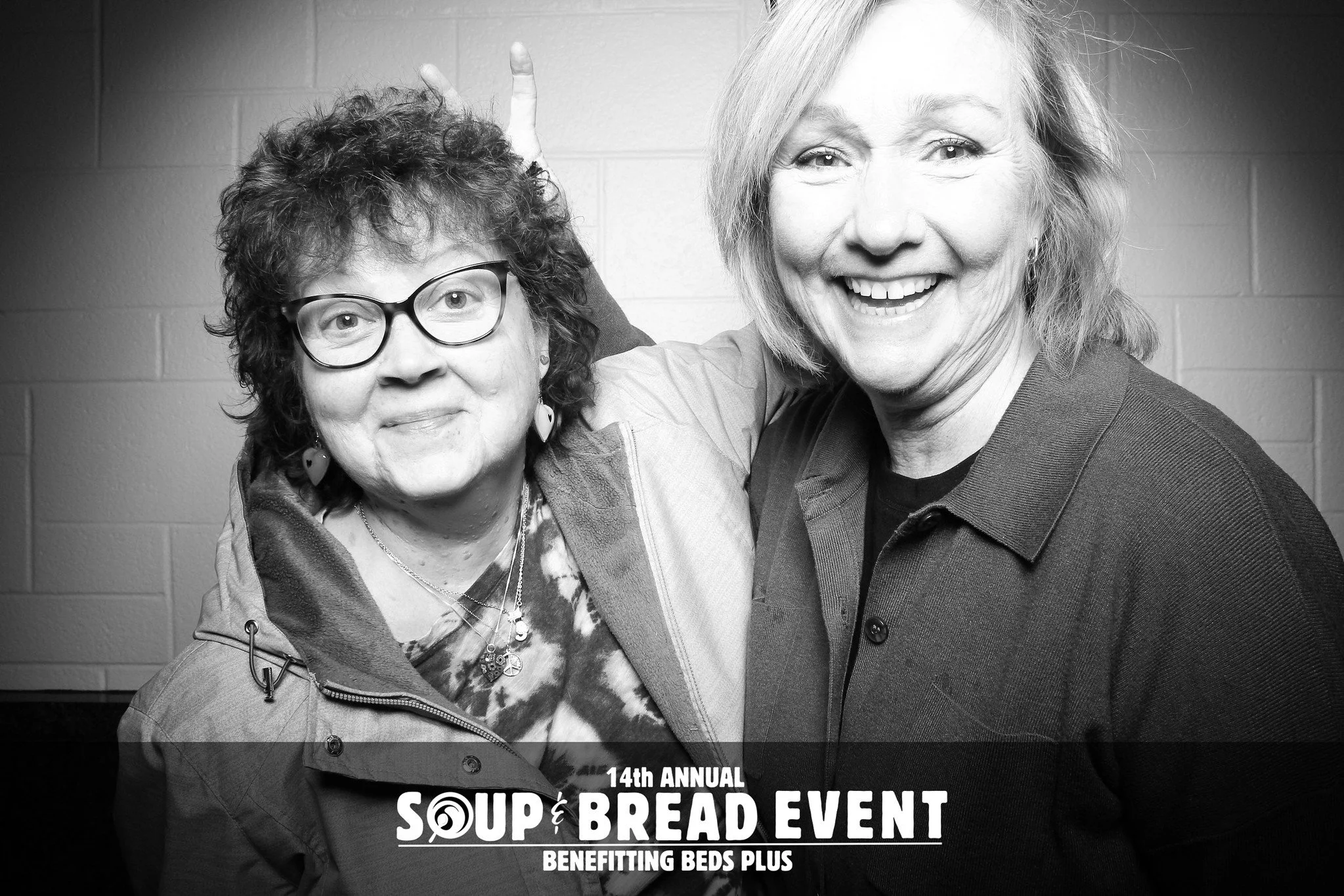 Fotio_Photo_Booth_Charity_Suburbs_Fundraiser_Countryside_Soup_Bread_Fun_Friends_Beds_25.jpg