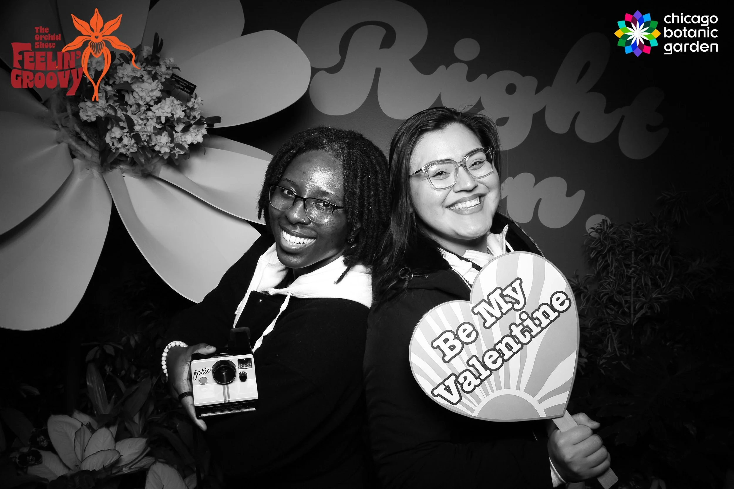 Chicago_Botanic_Garden_60s_70s_Wedding_Event_Photo_Booth_Chicago_001.jpg