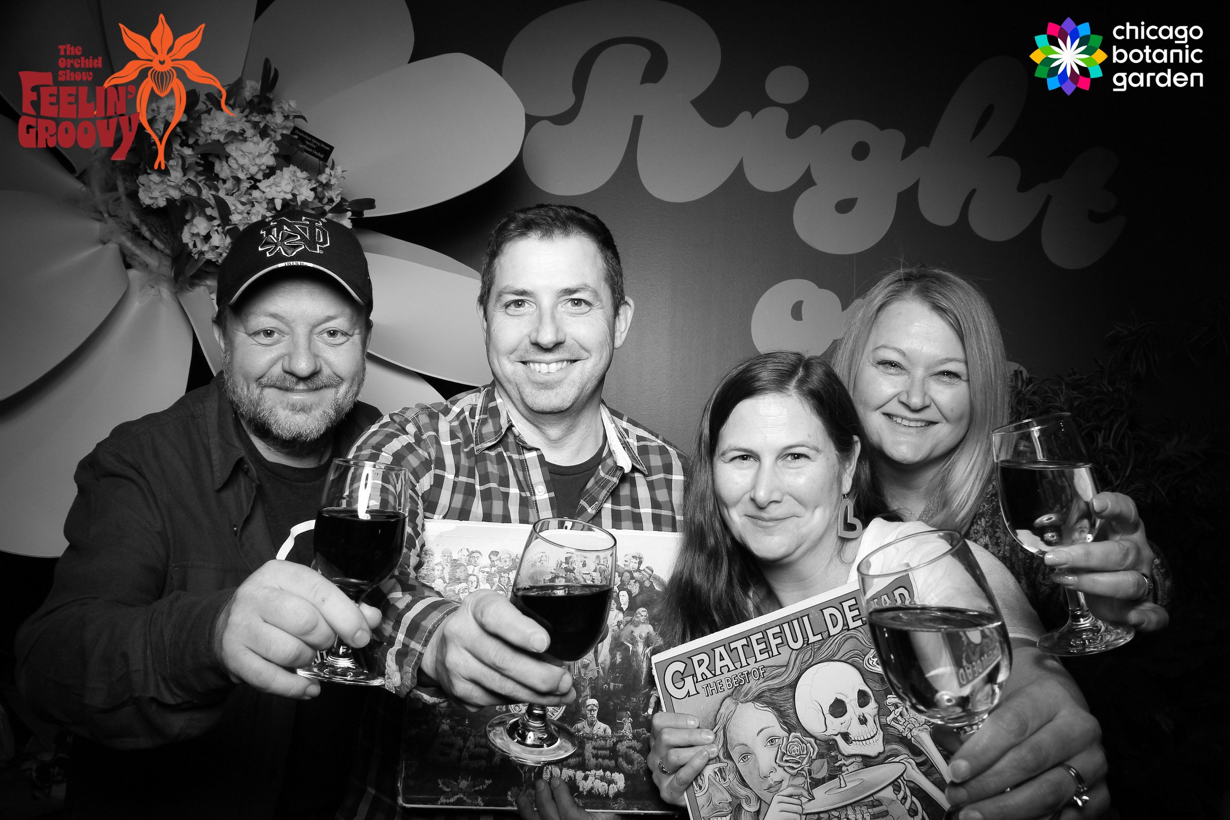 Chicago_Botanic_Garden_60s_70s_Wedding_Event_Photo_Booth_Chicago_008.jpg