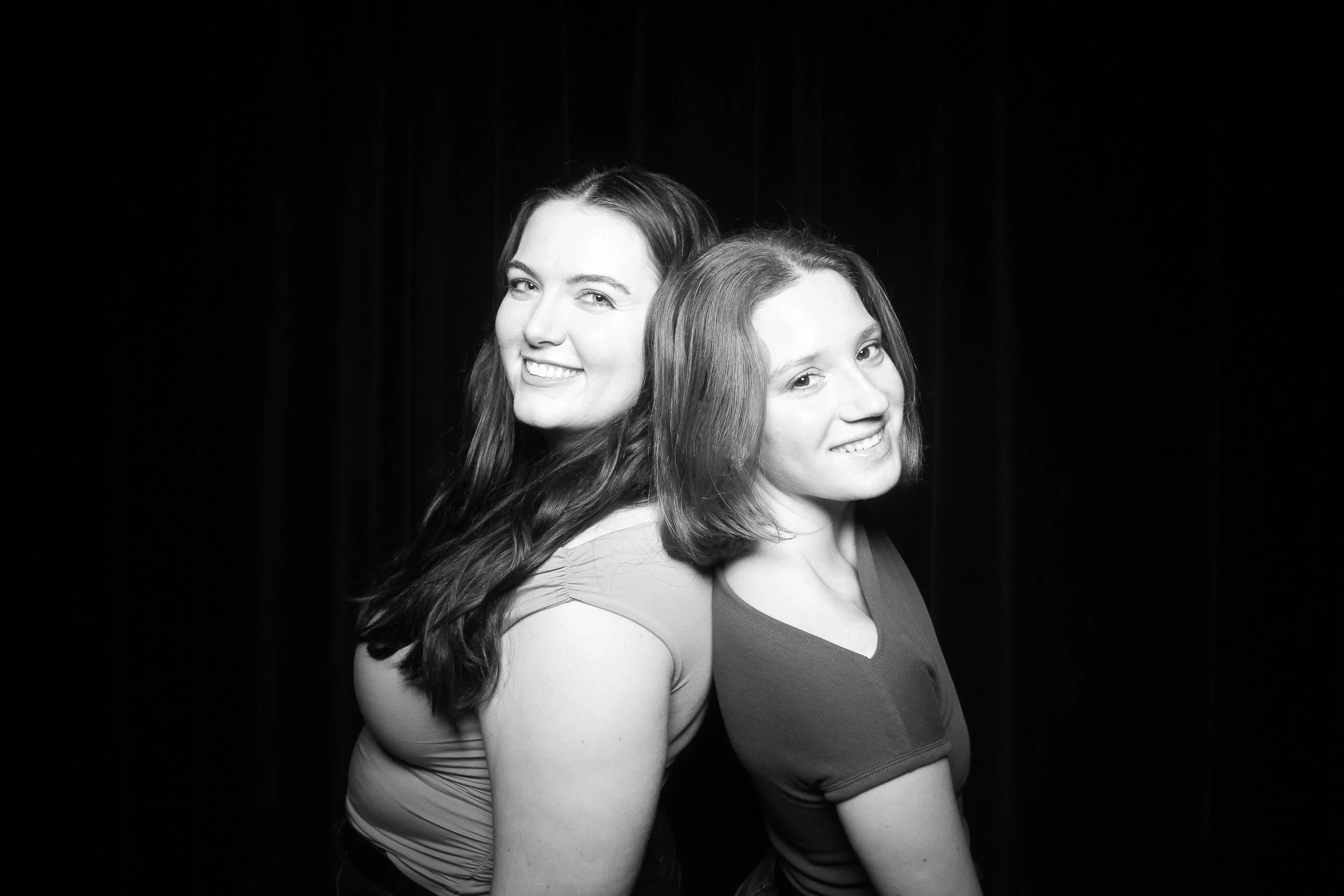 fotio-chicago-photobooth-vintage-bw-young-irish-9.jpg