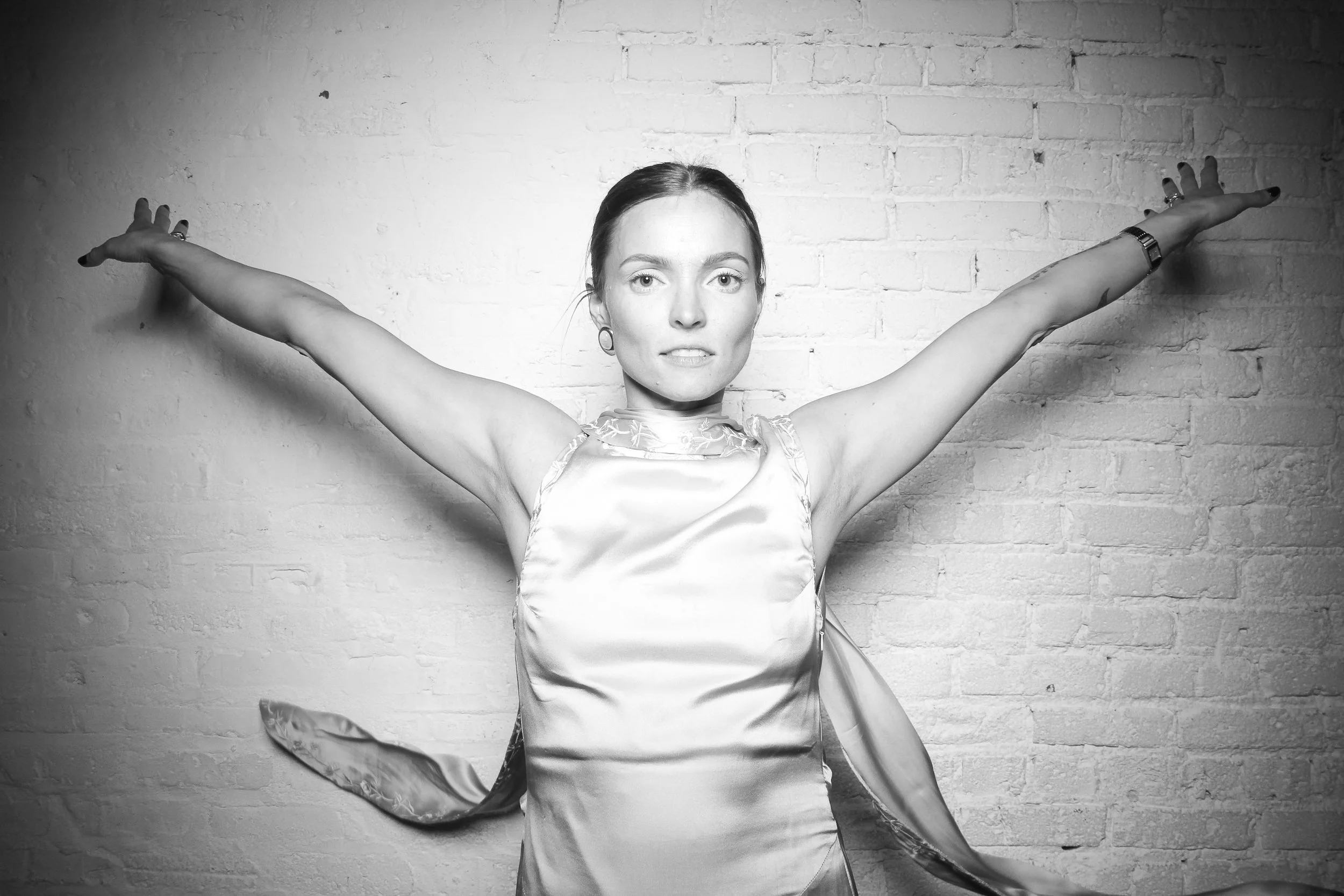 fotio-chicago-photobooth-vintage-bw-walden--5.jpg