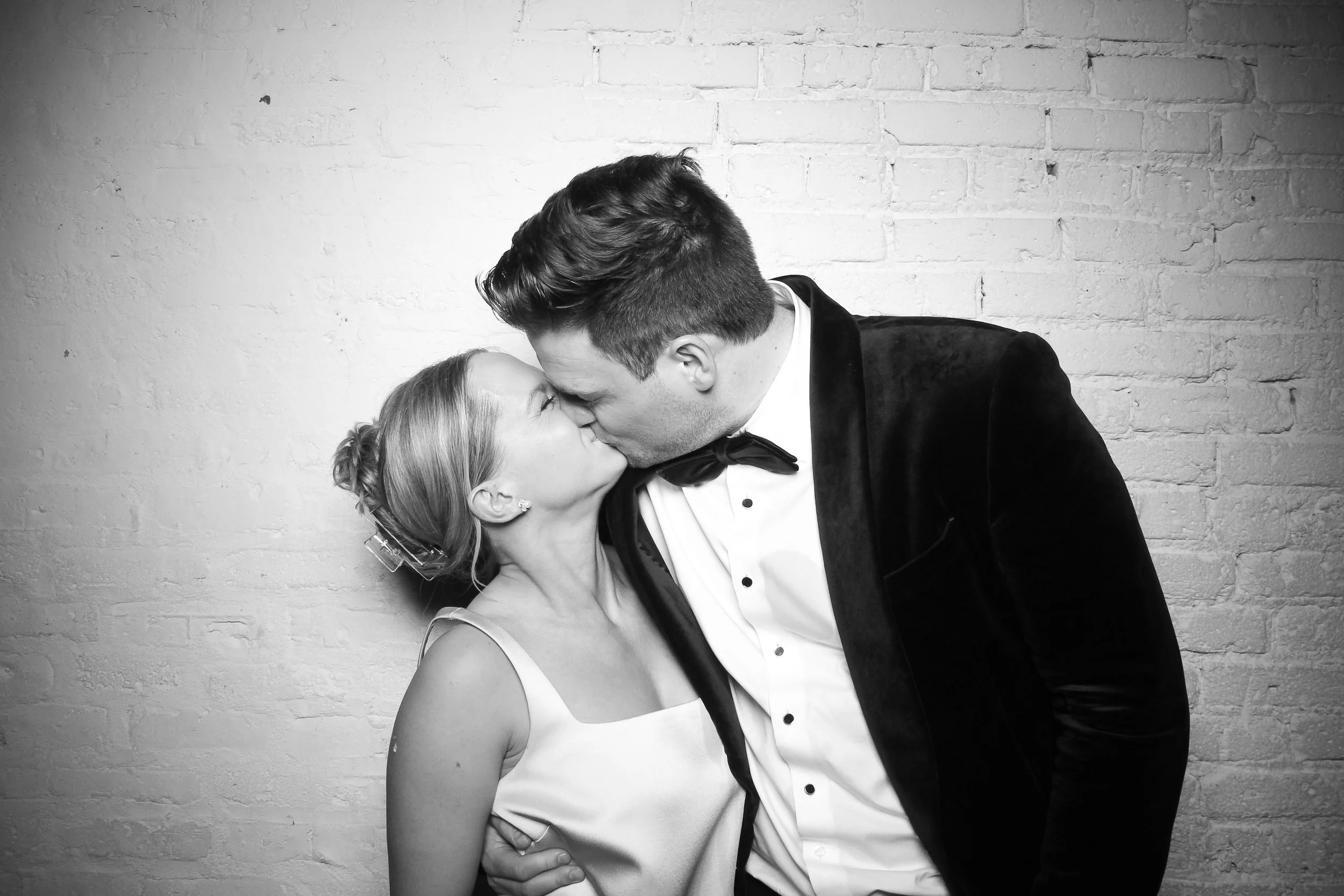 fotio-chicago-photobooth-vintage-bw-walden--10.jpg