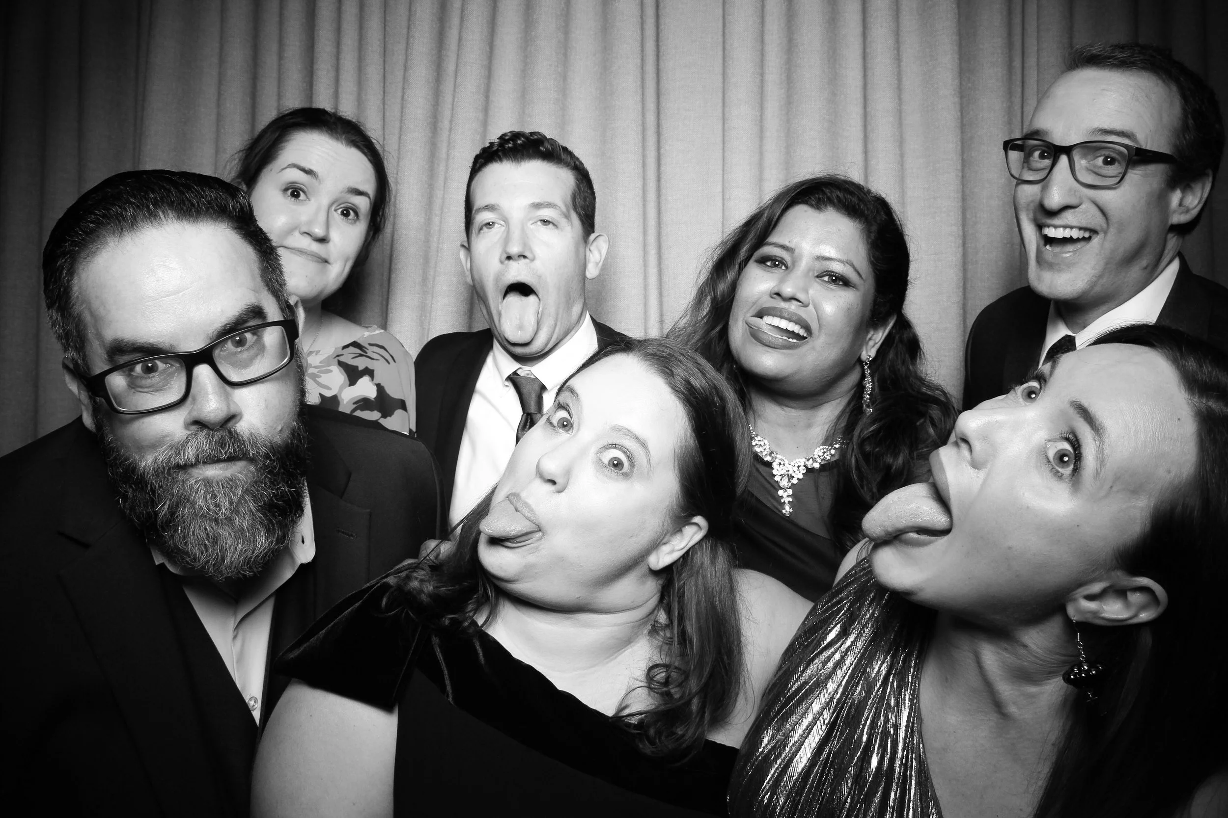 Wellsley_Chicago_Gala_Gatsby_Photo_Booth_015.jpg