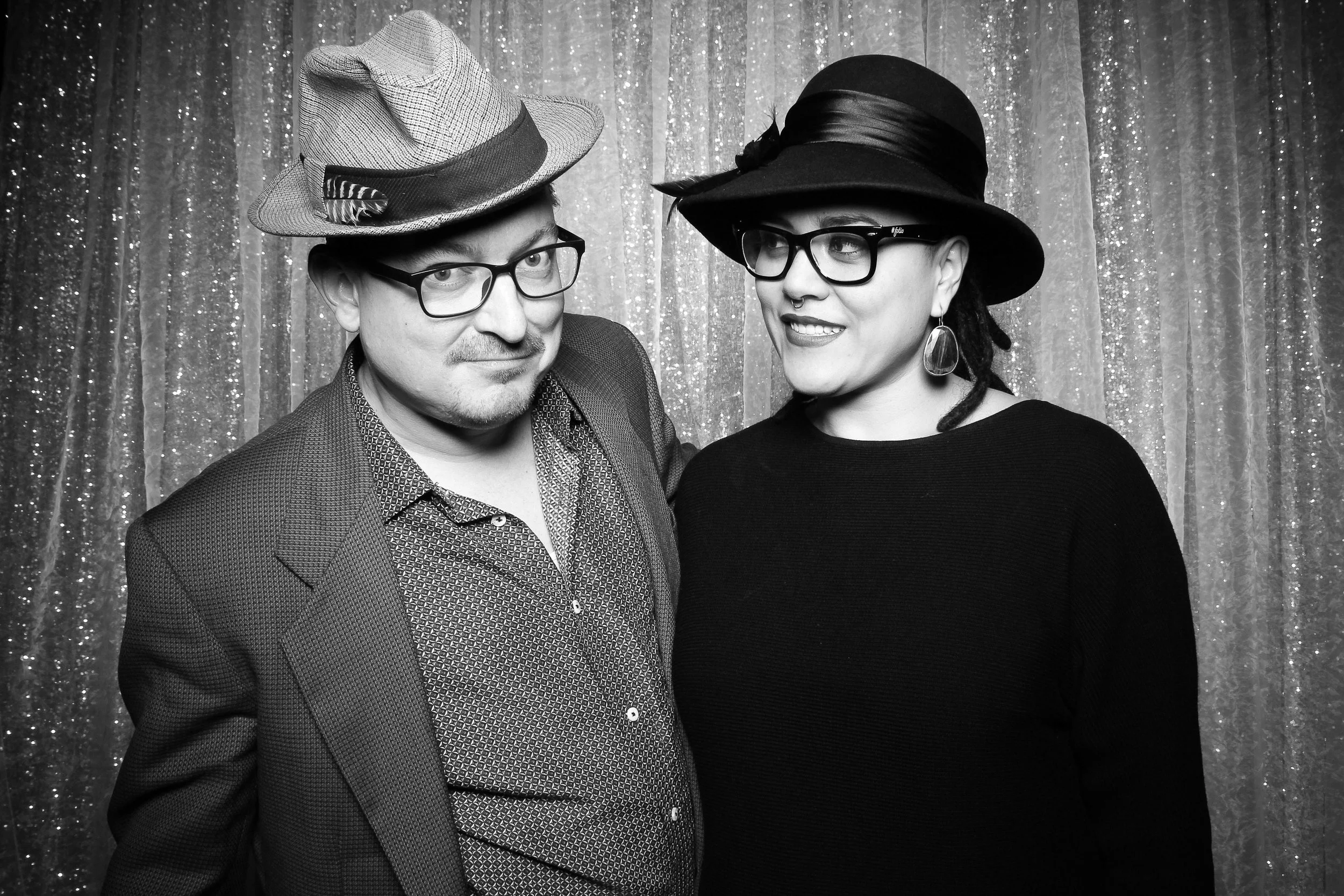 fotio-chicago-photobooth-vintage-bw-joes-rosemont-13.jpg