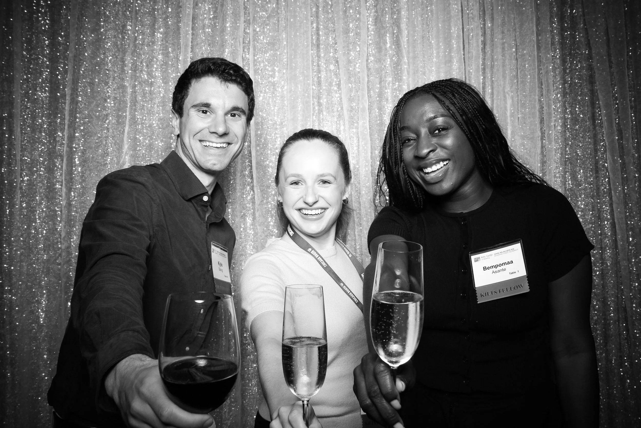 fotio-photobooth-chicago-vintage-bw-langham-3.jpg