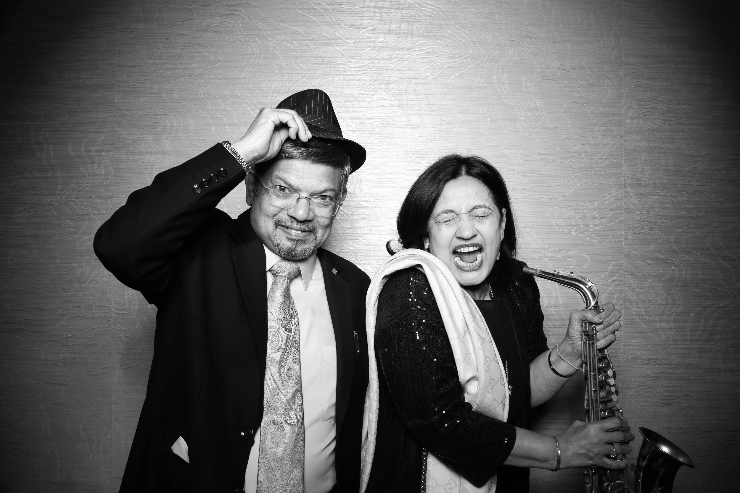 Ritz_Carlton_Chicago_Grand_Ballroom_Gala_Photo_Glam_Booth_004.jpg