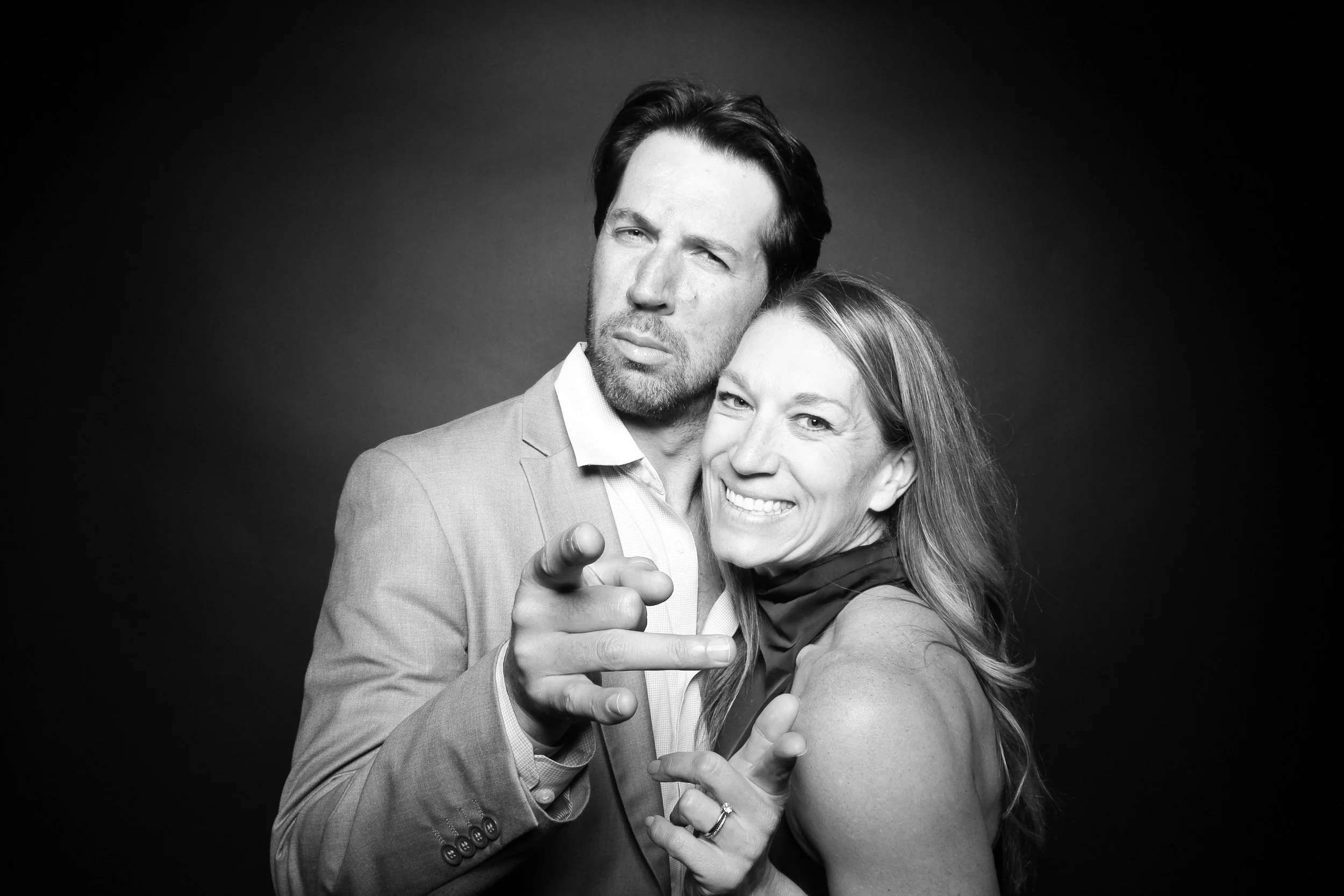 Chicago_Winery_Wedding_Reception_Review_Glam_Booth_009.jpg