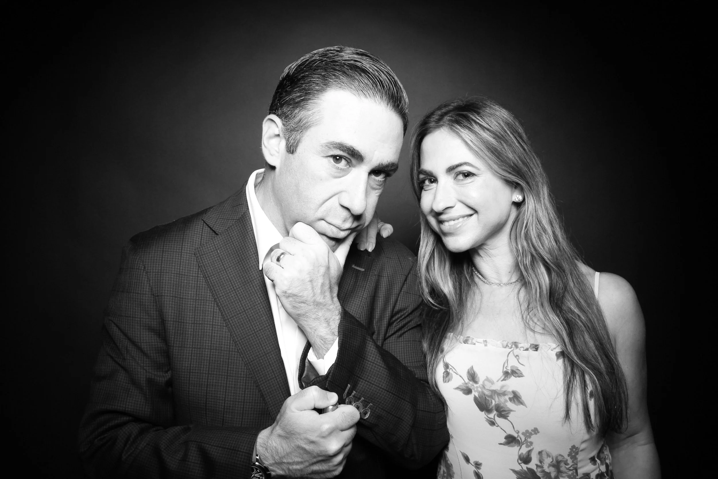 Chicago_Winery_Wedding_Reception_Review_Glam_Booth_012.jpg