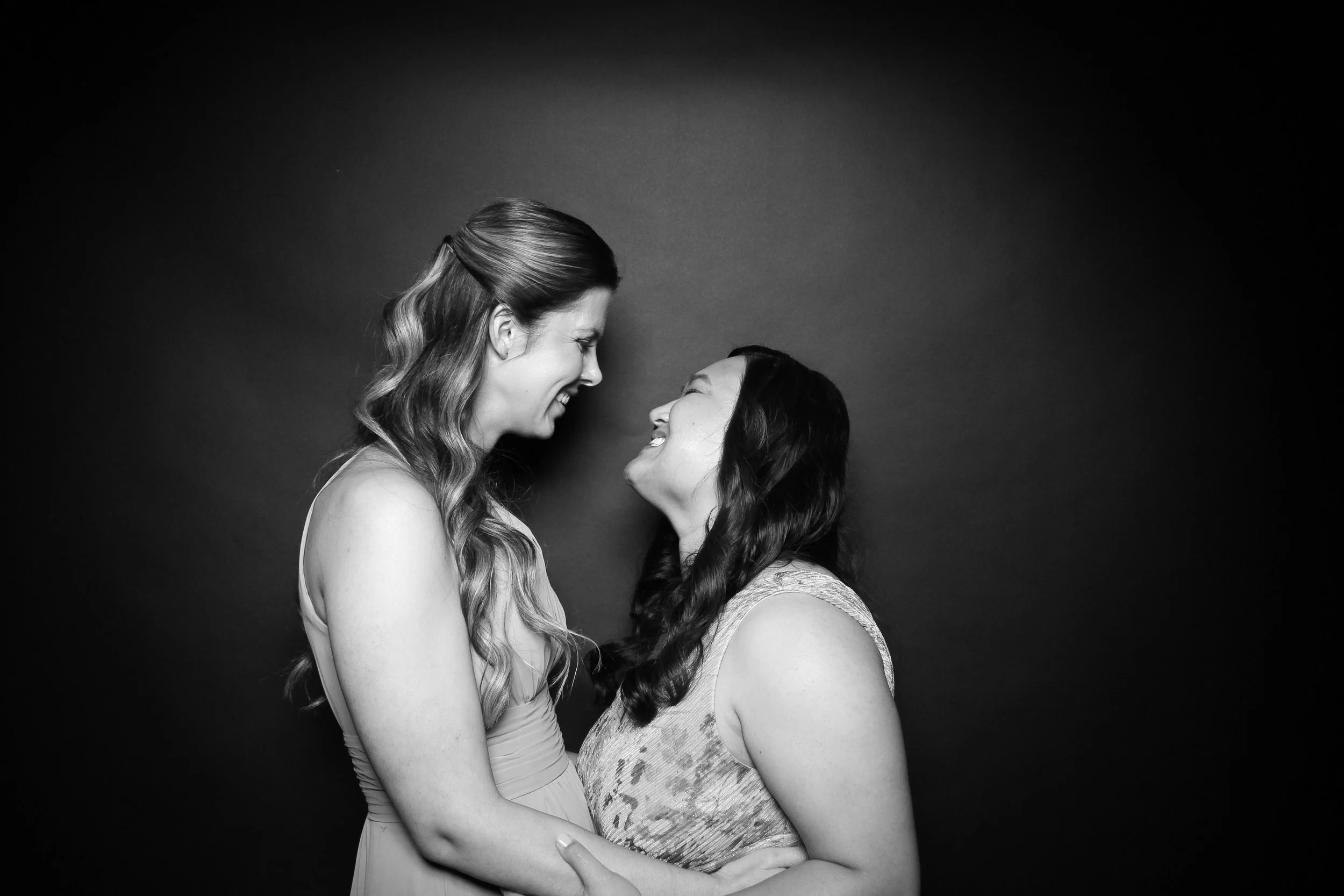 Chicago_Winery_Wedding_Reception_Review_Glam_Booth_014.jpg