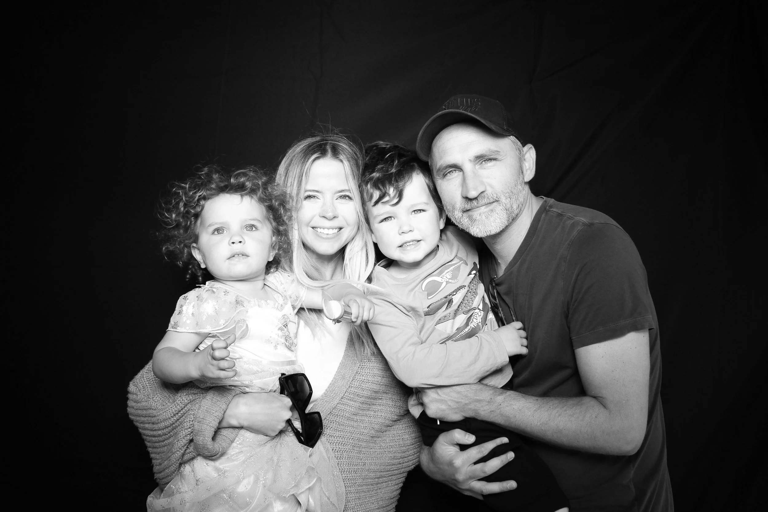 fotio-photobooth-chicago-vintage-bw-8.jpg