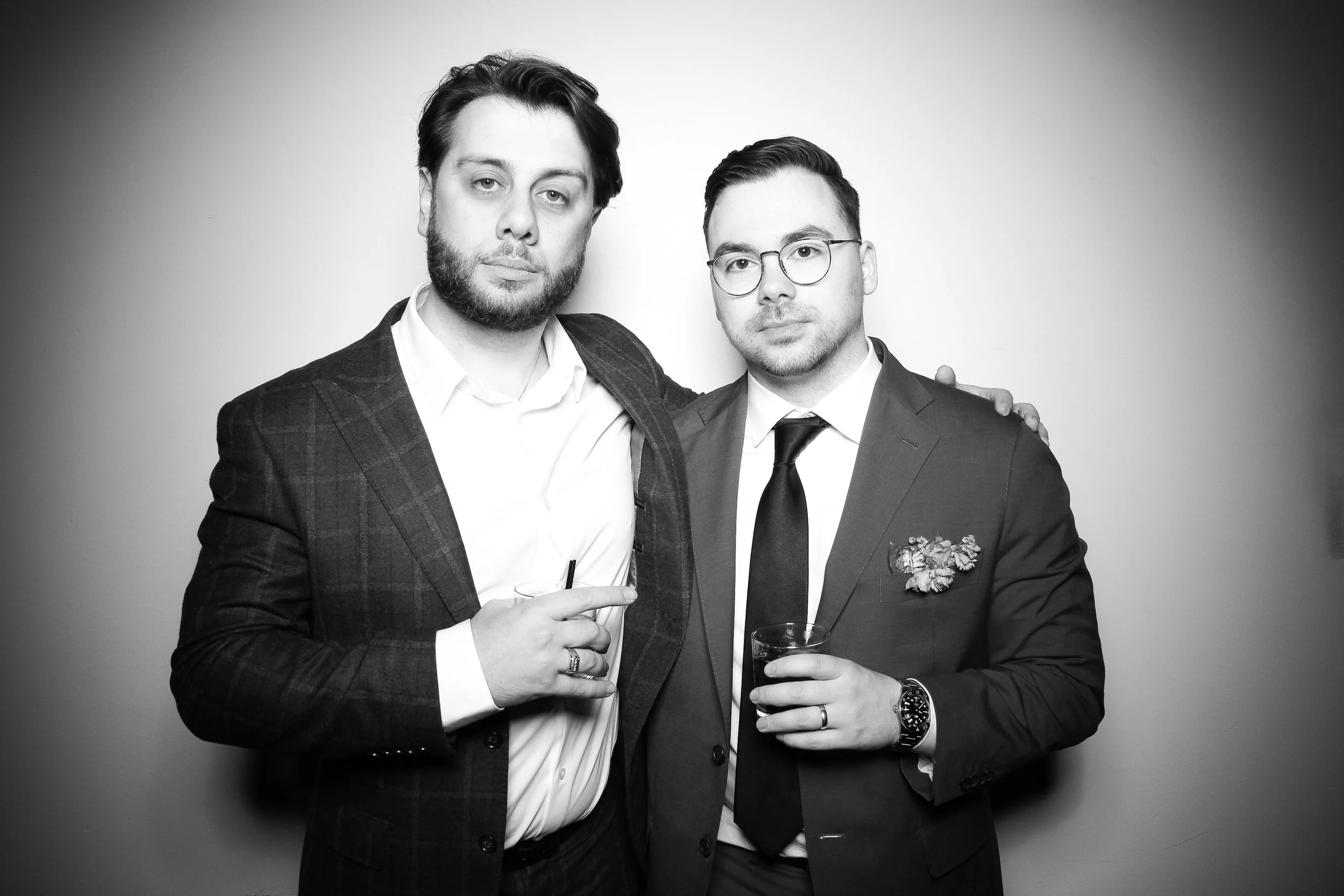 fotio-photobooth-chicago-vintage-bw-ravenswood-22.jpg