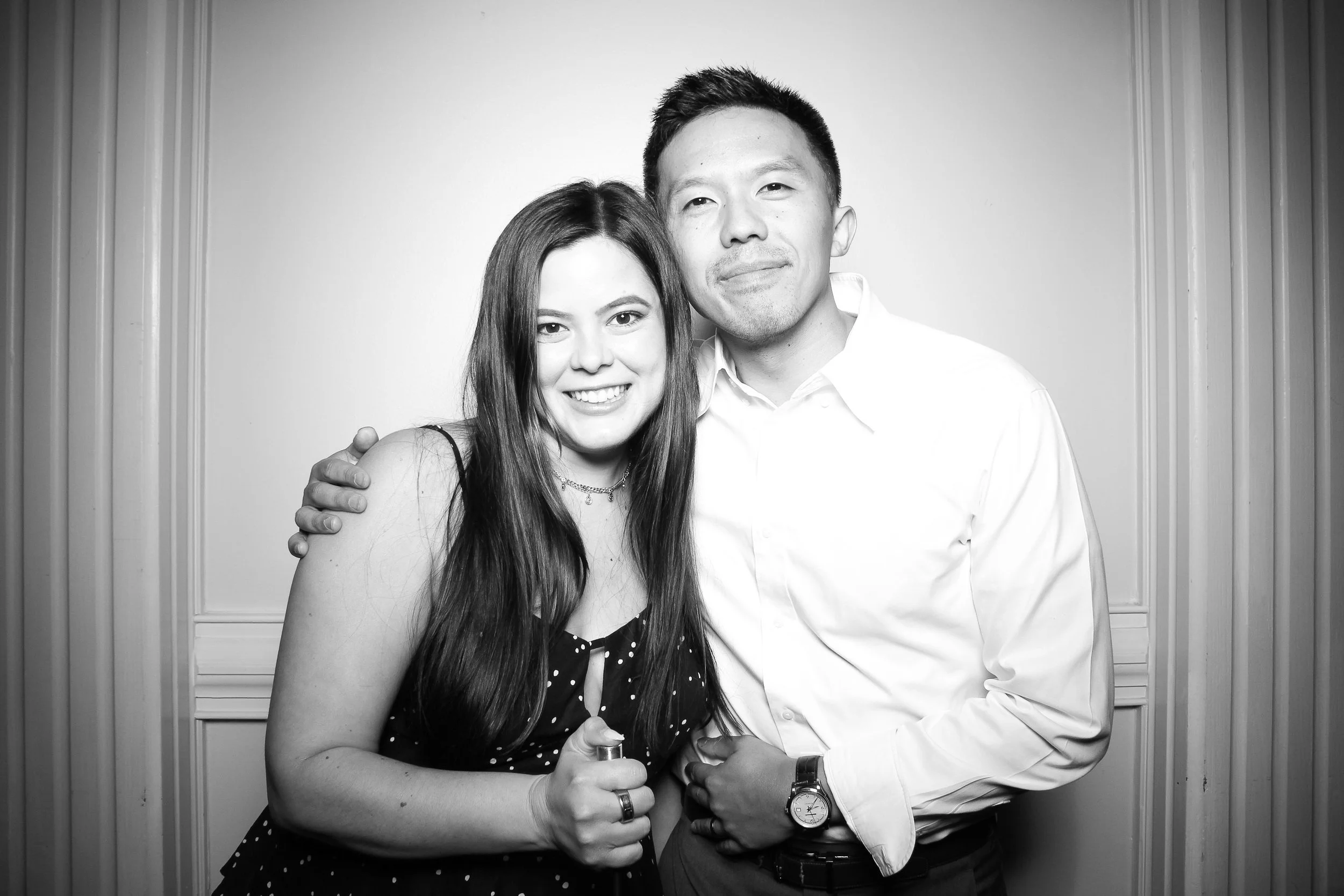 fotio-photobooth-chicago-vintage-bw-ravenswood-17.jpg