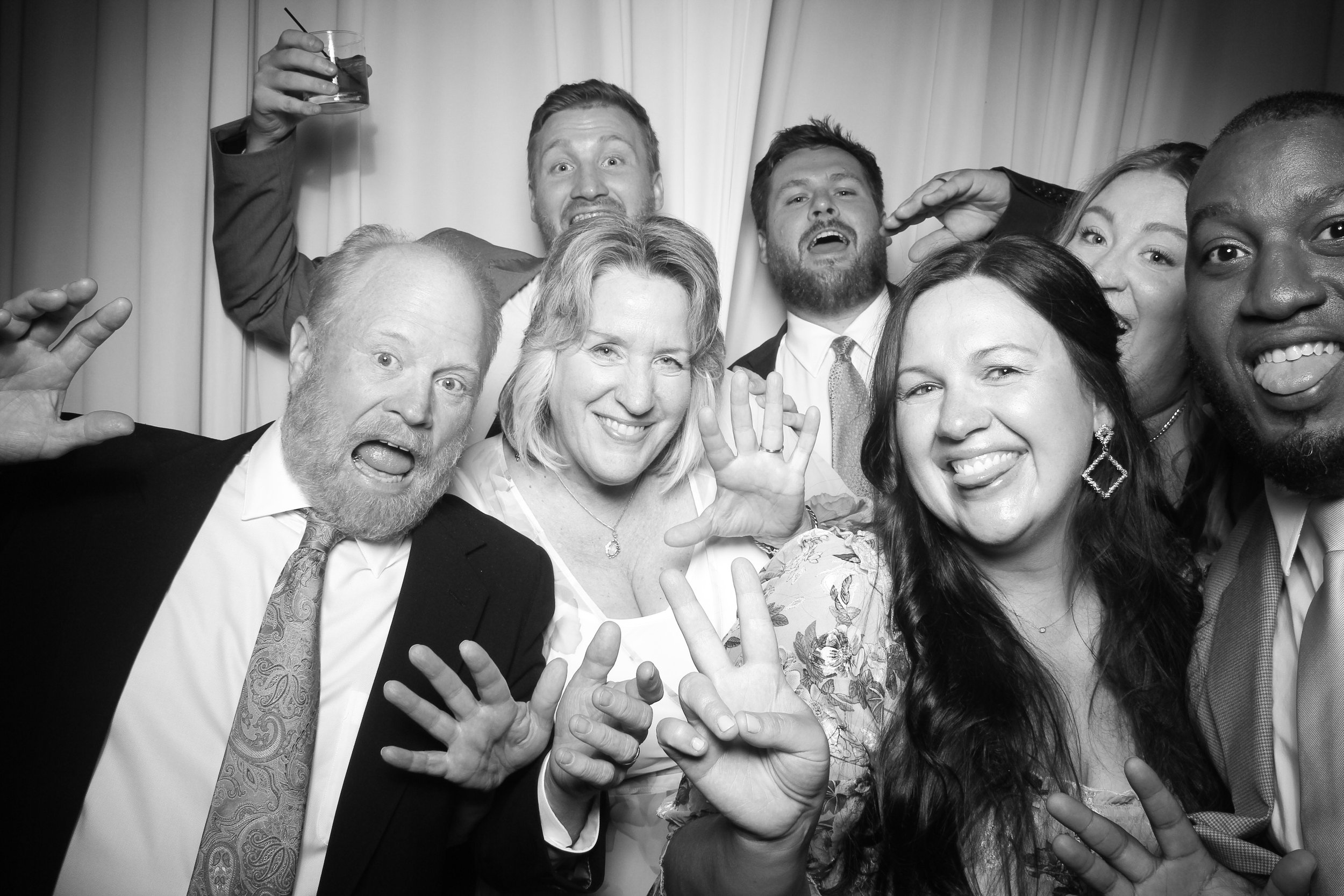 Hotel_Arista_Wedding_Reception_Naperville_IL_Photo_Booth_009.jpg