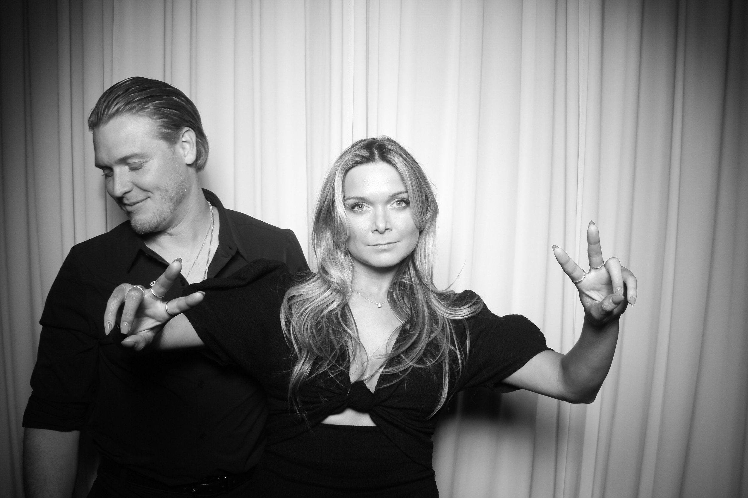 Hotel_Arista_Wedding_Reception_Naperville_IL_Photo_Booth_017.jpg