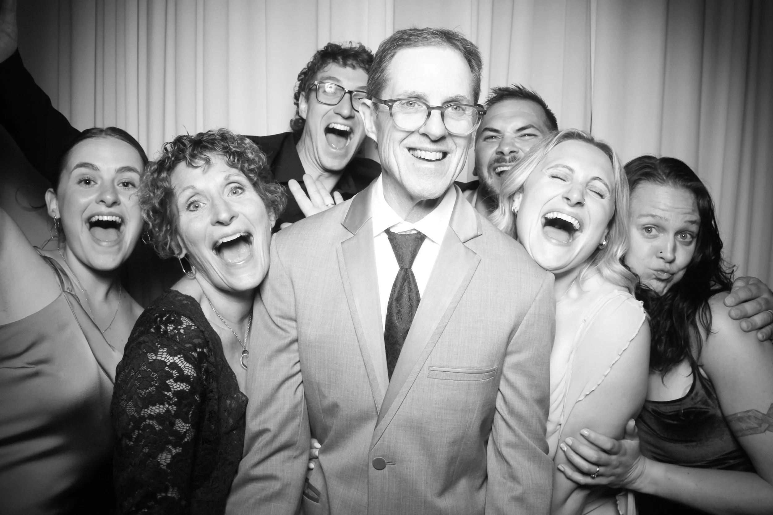 Hotel_Arista_Wedding_Reception_Naperville_IL_Photo_Booth_021.jpg