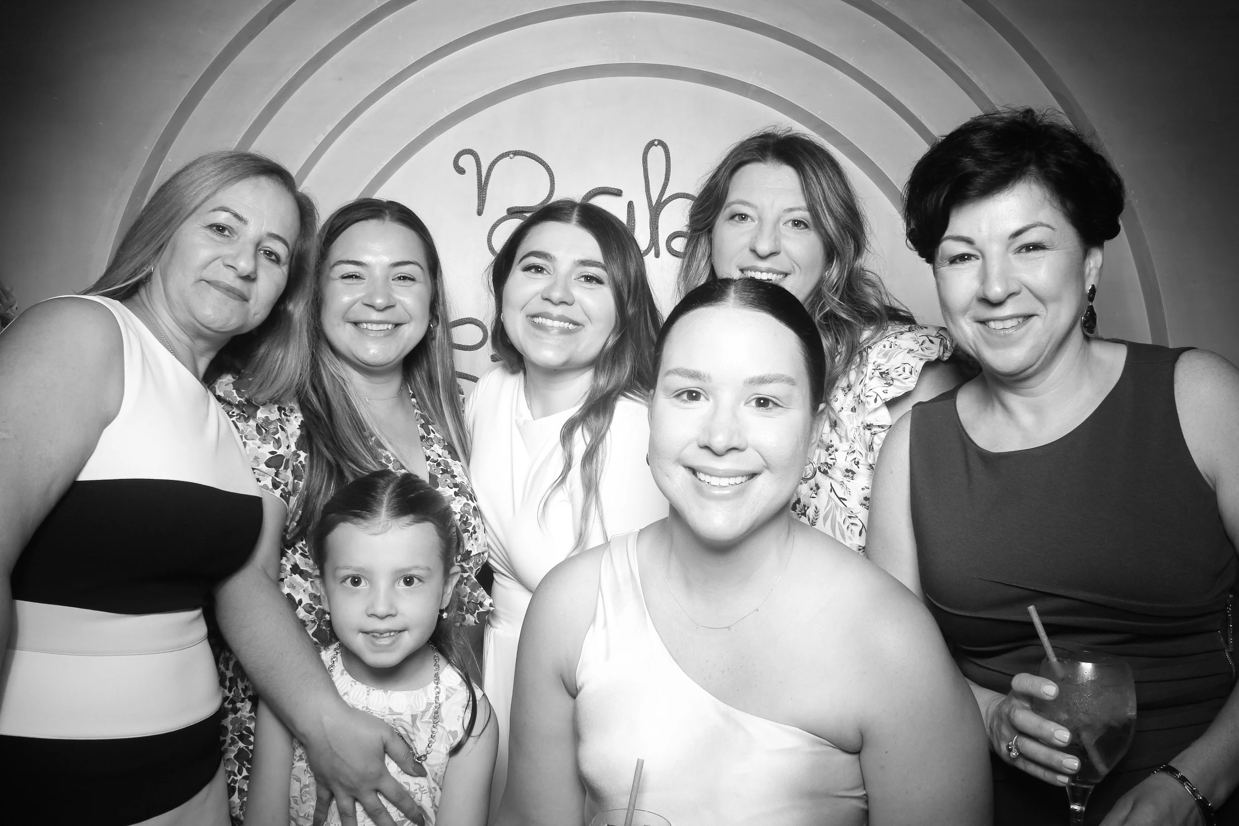 Elegant_Black_and_White_Photo_Booth_Naperville_Cefalu_010.jpg