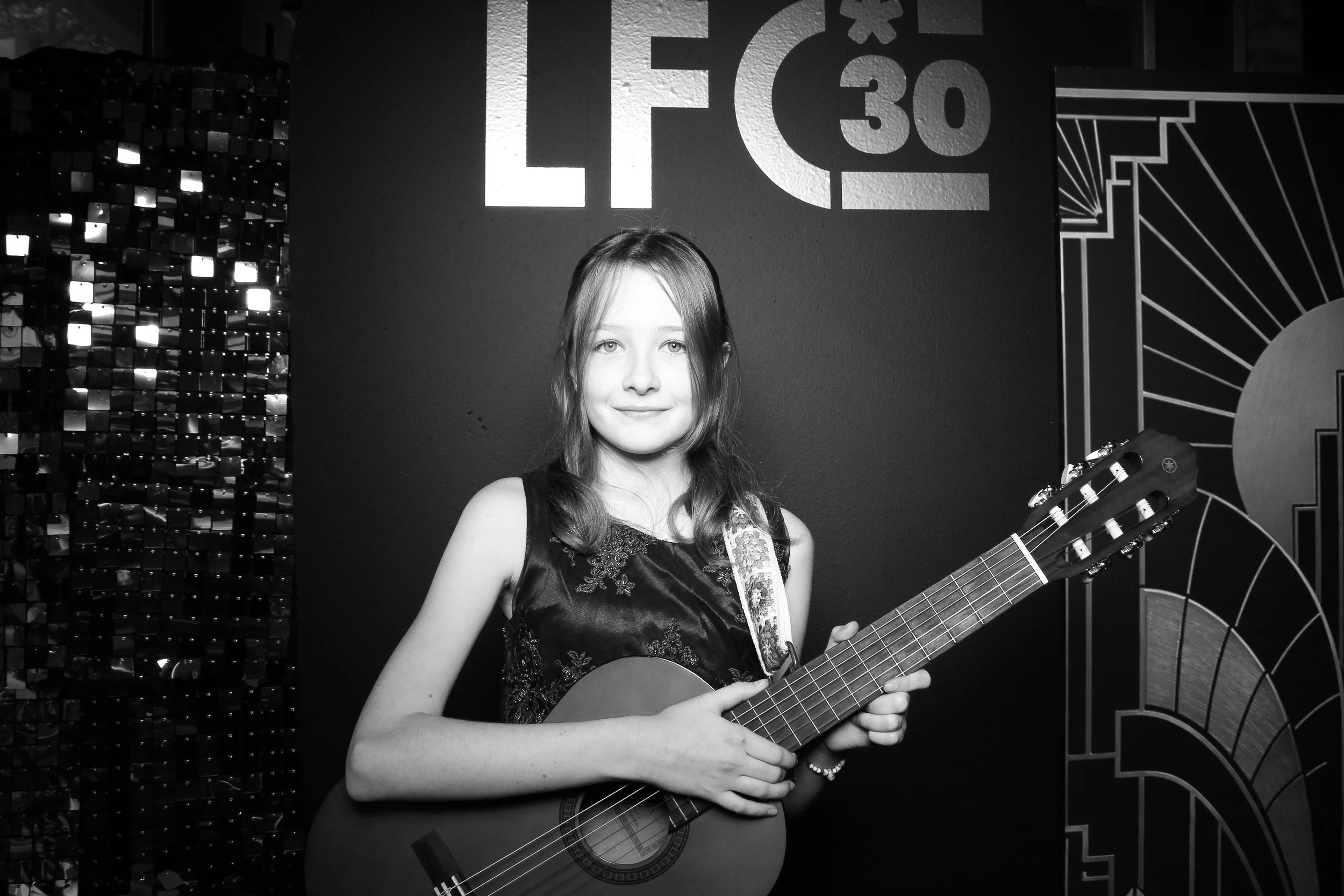 fotio-photobooth-chicago-vintage-bw-2.jpg