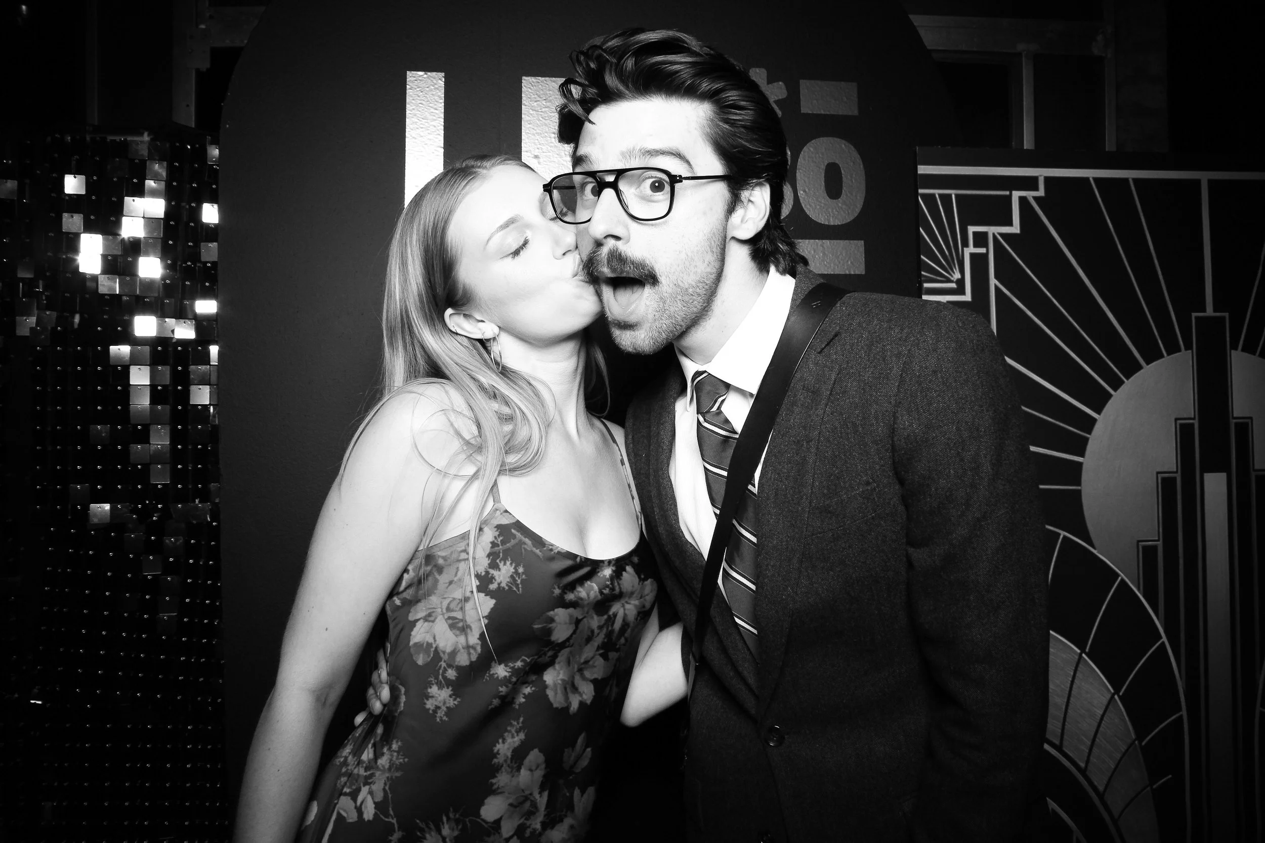 fotio-photobooth-chicago-vintage-bw-19.jpg