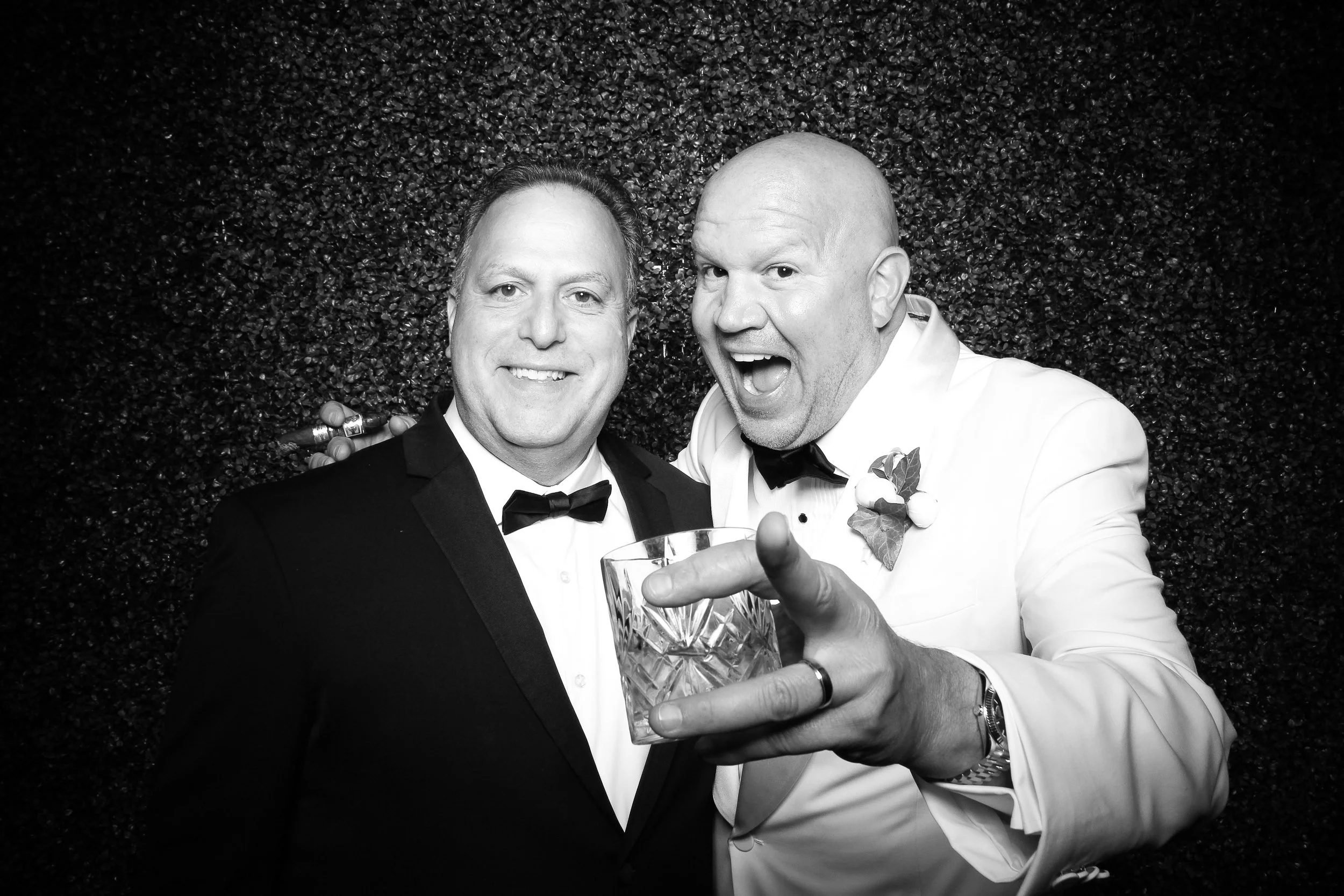 fotio-photobooth-chicago-vintage-bw-3.jpg