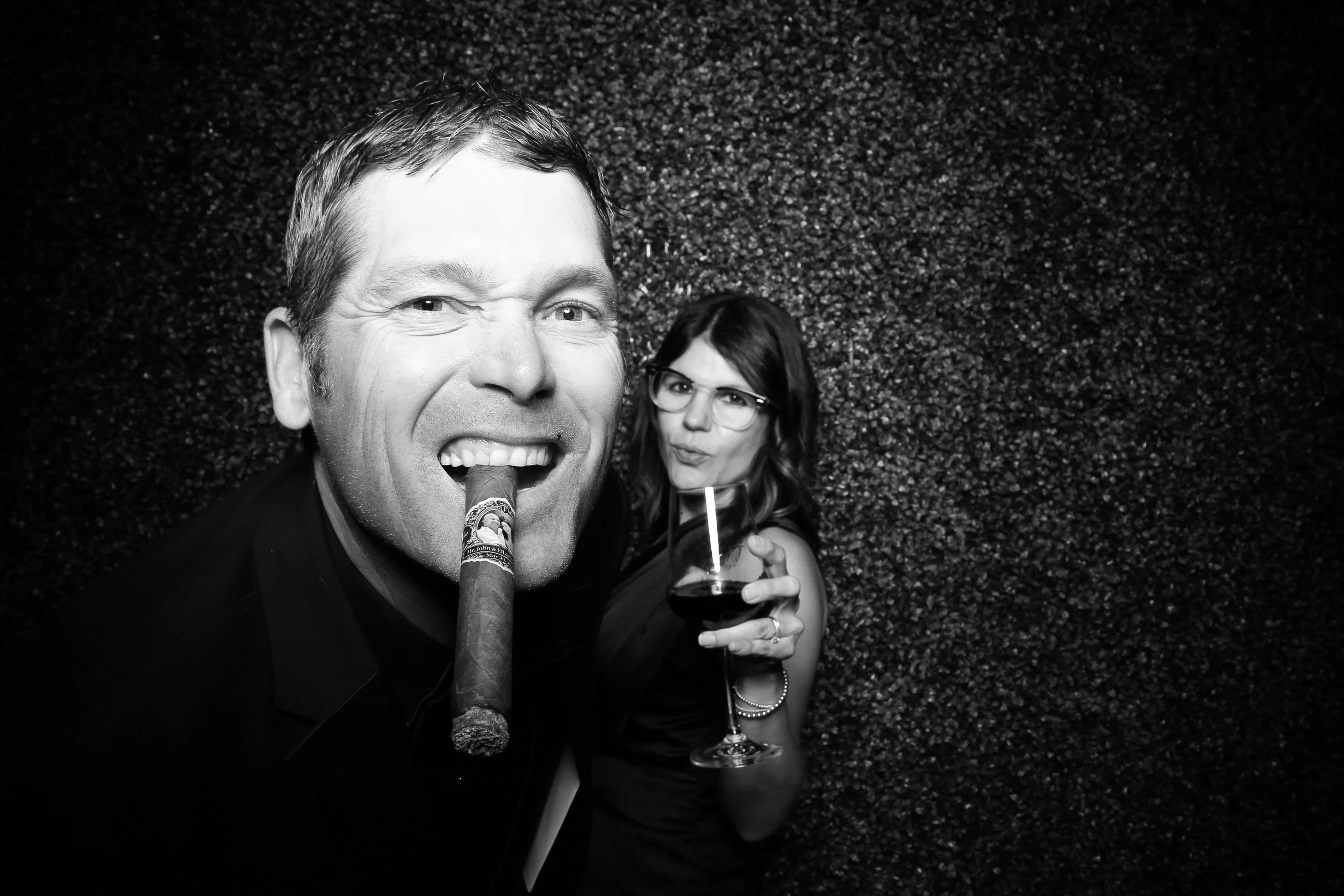 fotio-photobooth-chicago-vintage-bw-17.jpg