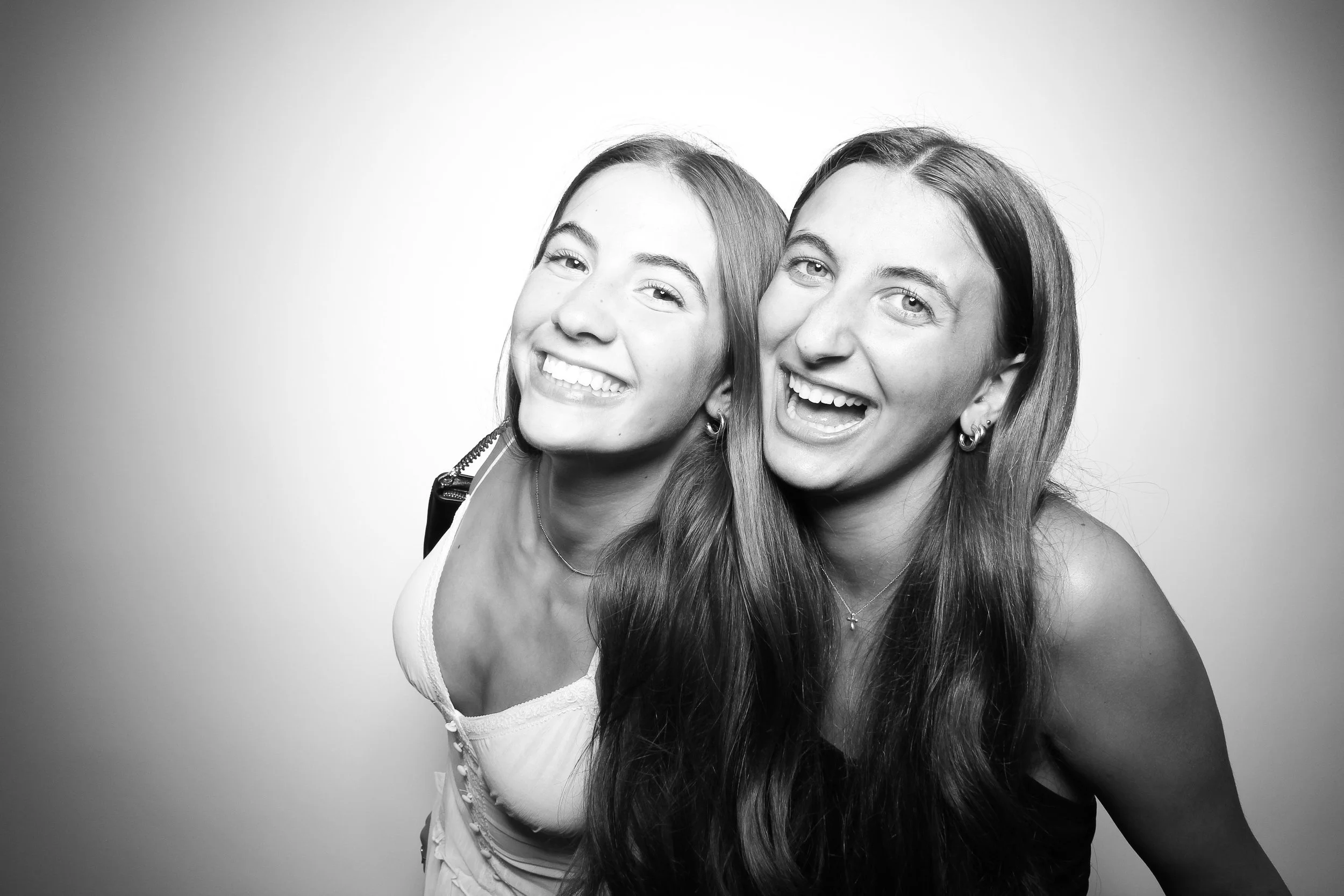 fotio-photobooth-chicago-vintage-bw-5.jpg