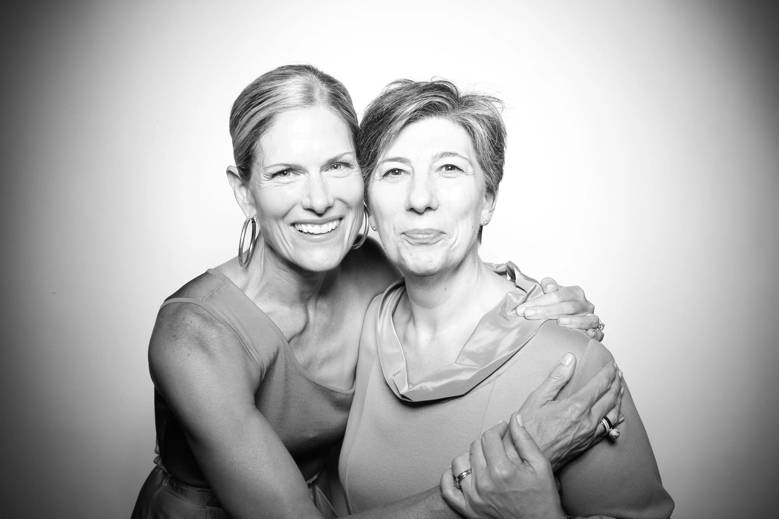 fotio-photobooth-chicago-vintage-bw-20.jpg